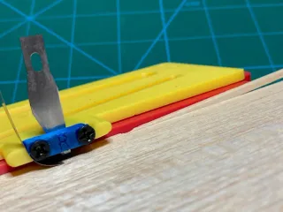 3D Printable Jones-style balsa wood strip cutter by Joshua Kong