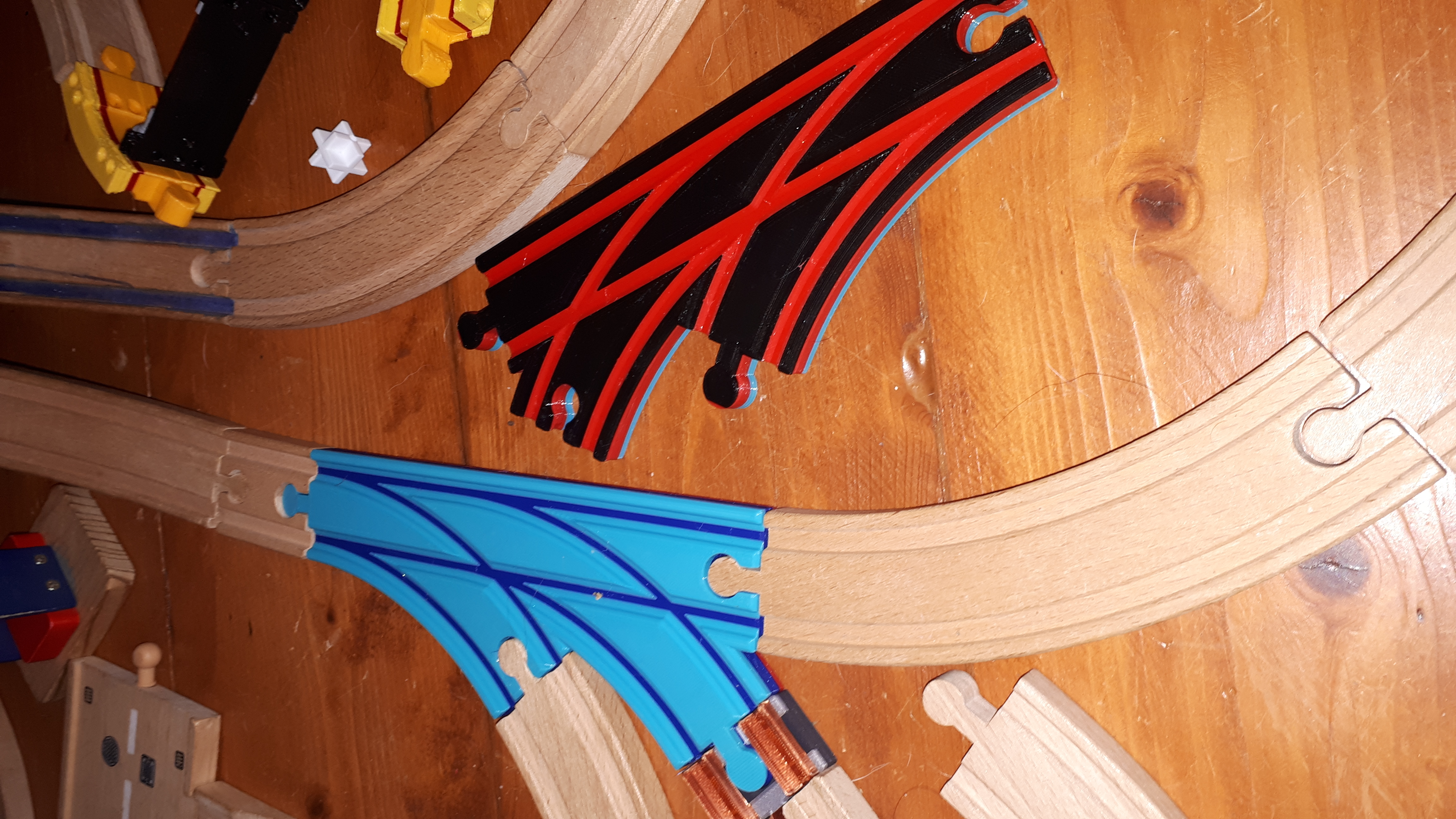 Wooden railway multiforks - Multivýhybky pro dřevěnou vláčkodráhu