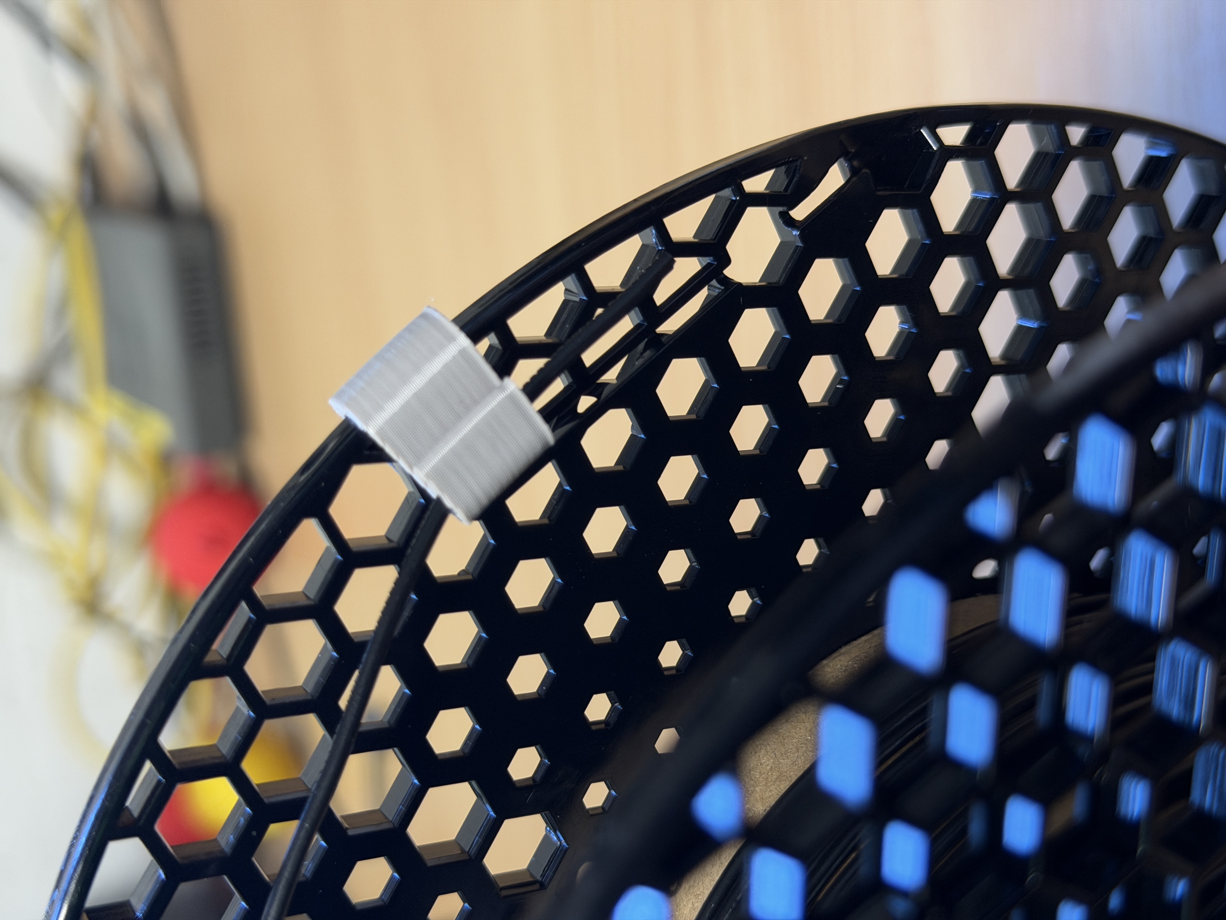 Filament-Clip Light 3D model