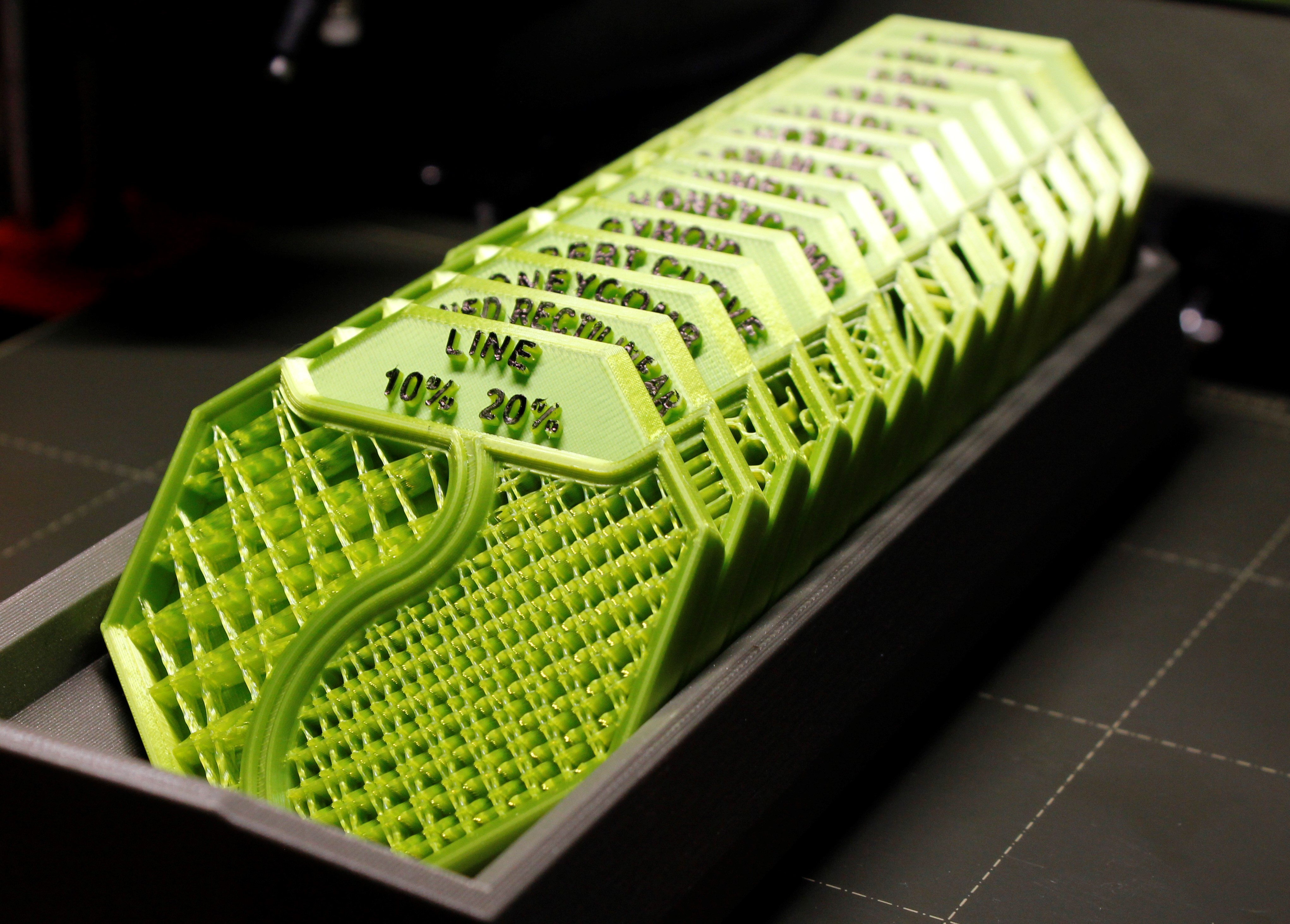Miniatura 17 do modelo 3D Infill Sample Set w/ Case
