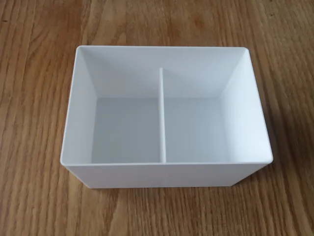 Box 10x7x6cm
