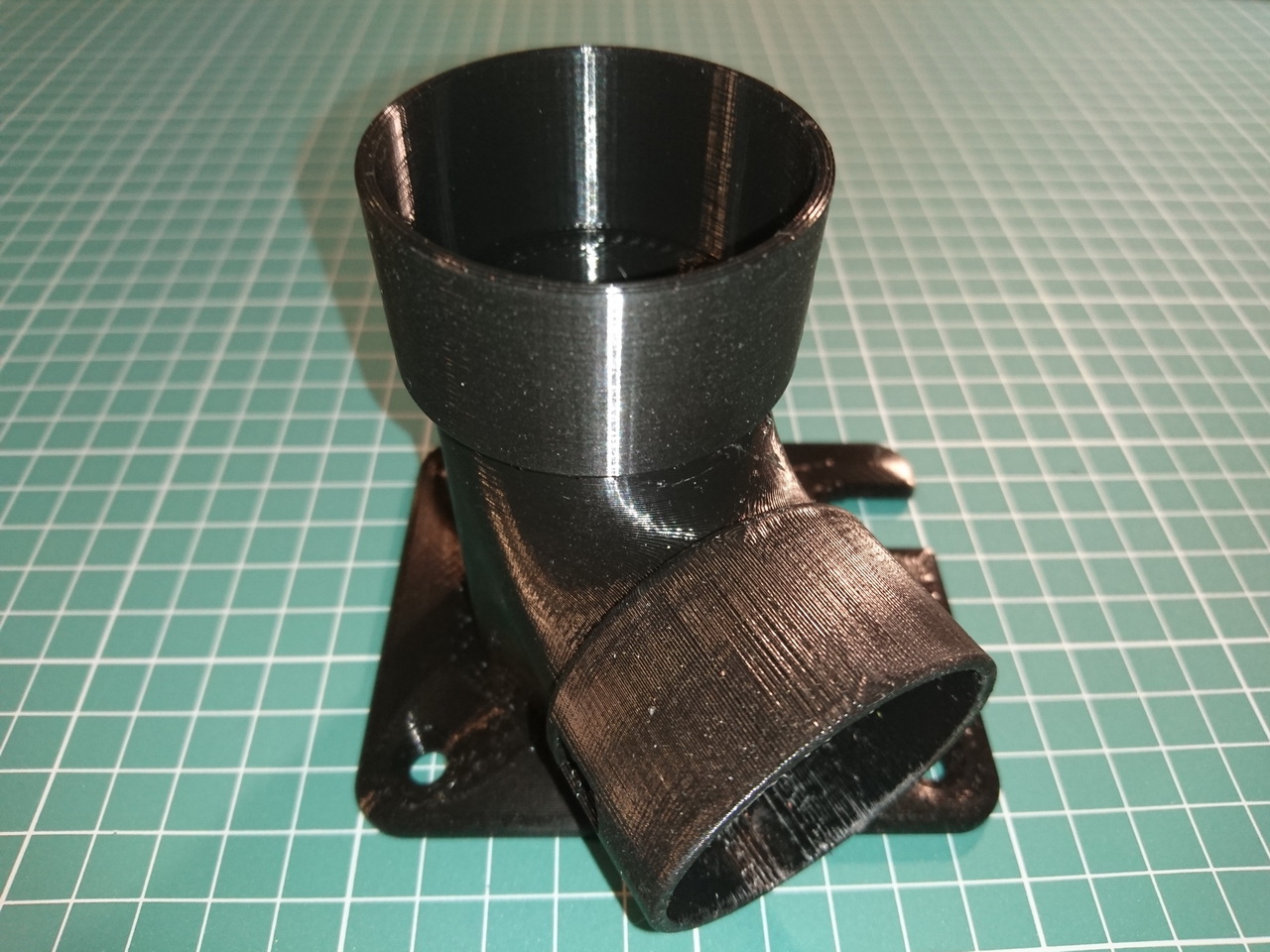 Miniatura 30 do modelo 3D Bosch RA1171 Router Table Dust Port Splitter Click Adapter