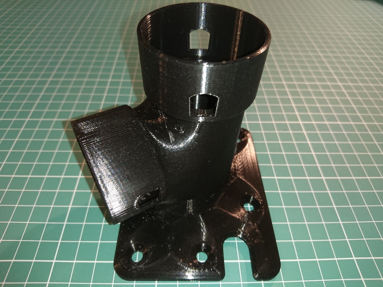 Miniatura 29 do modelo 3D Bosch RA1171 Router Table Dust Port Splitter Click Adapter