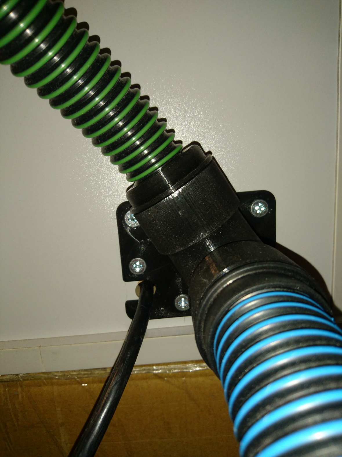 Bosch RA1171 Router Table Dust Port Splitter Click Adapter by