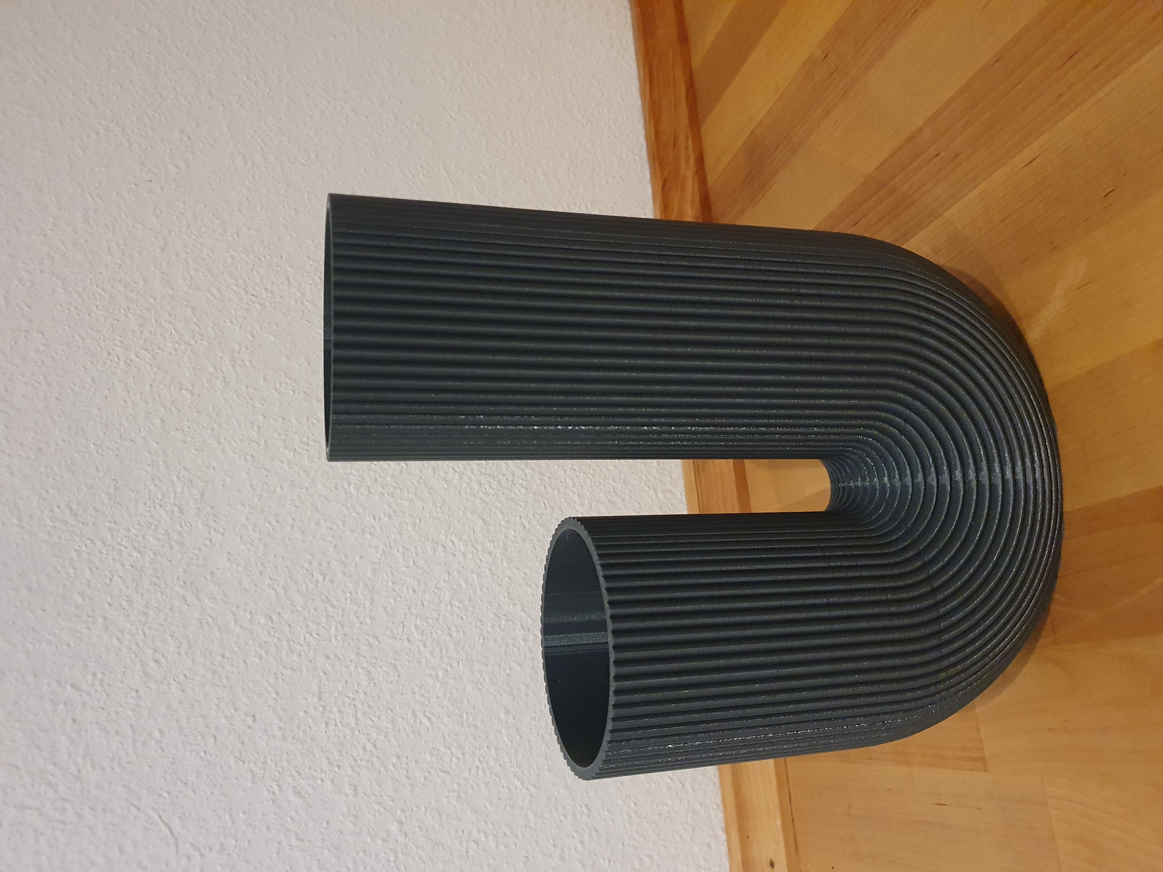 Miniatura 3 do modelo 3D Modern Vase