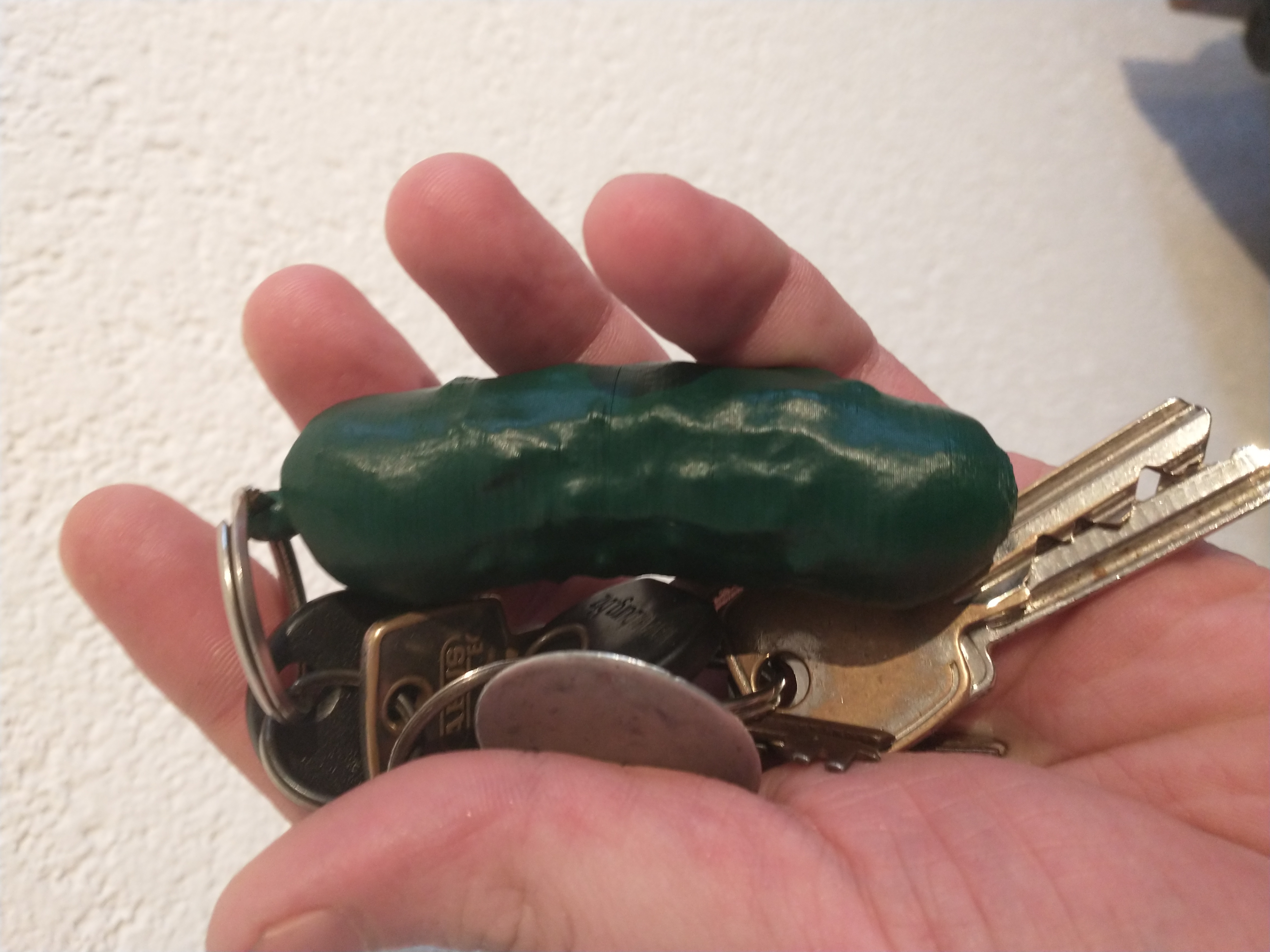 Cucumber Tampon\Condom holder keychain