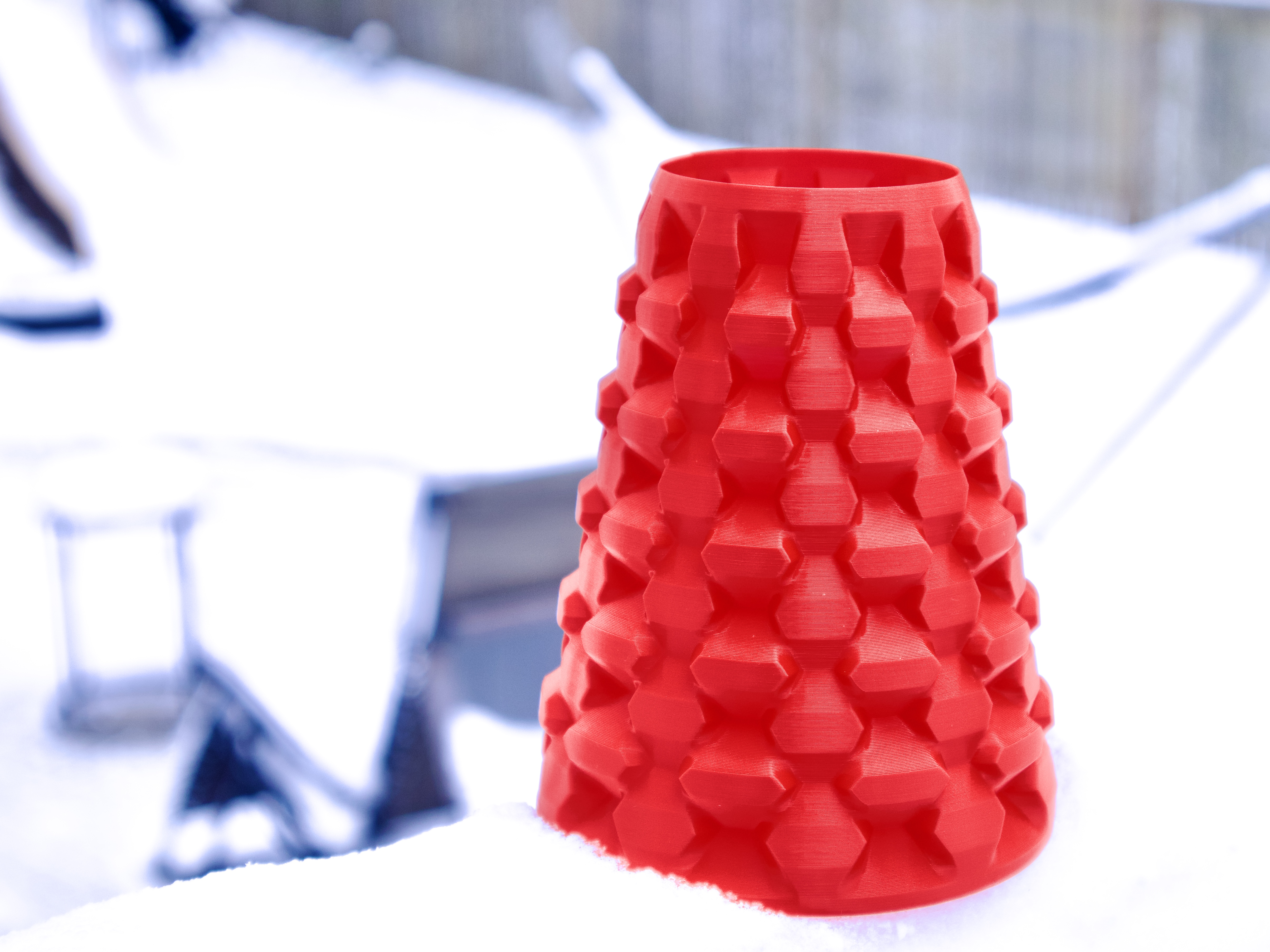 A vase? Maybe a cup? Reminds me of a Dalek