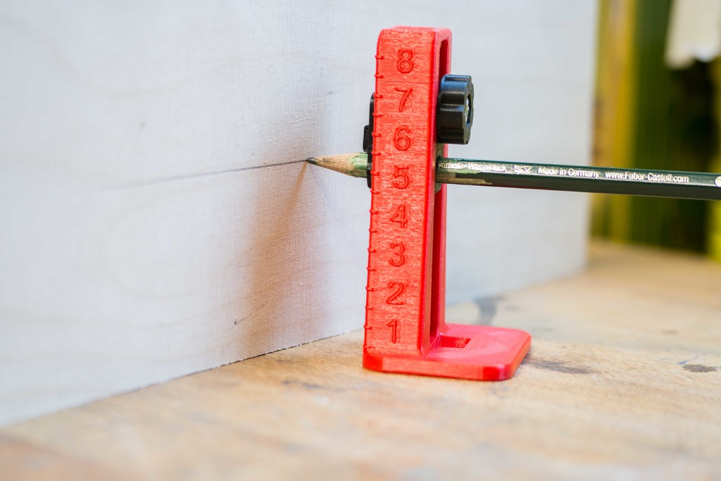 Height Gauge & Marker for pencils by Meister Edel Download free STL