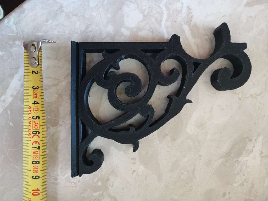 Curtain rod brackets with antique look