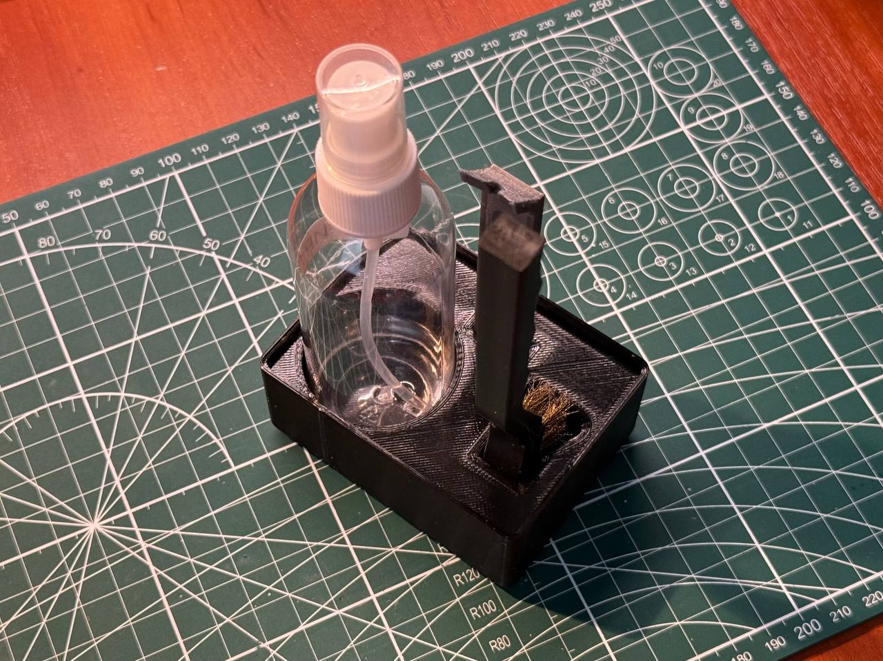 Gridfinity Holder for Alcohol Jar, Nozzle Brush & Snap Rivet Remover