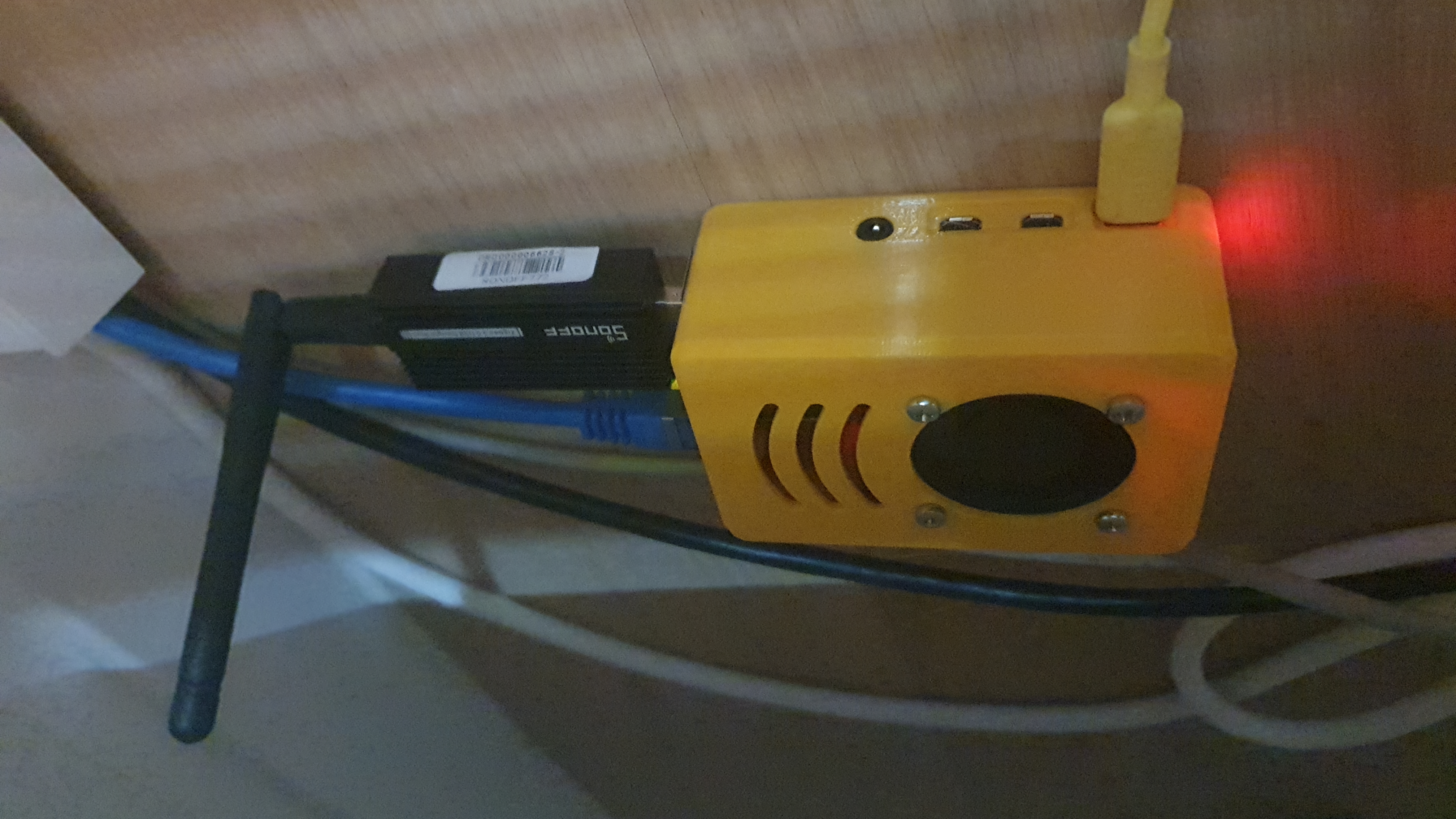 Raspberry pi 4 40x20mm fan top case only
