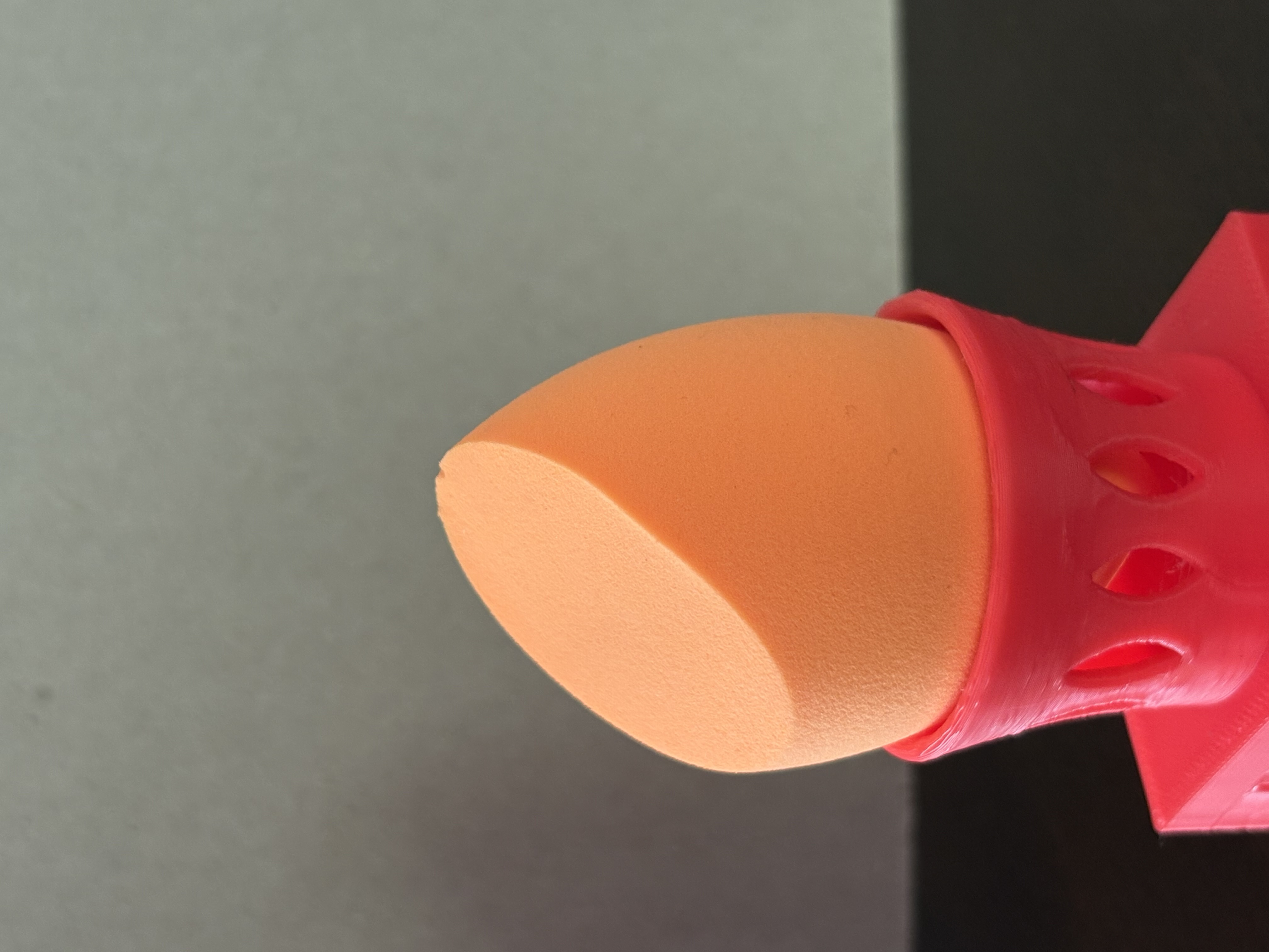 Sturdier Beauty Blender Makeup Sponge Holder (with optional base!)