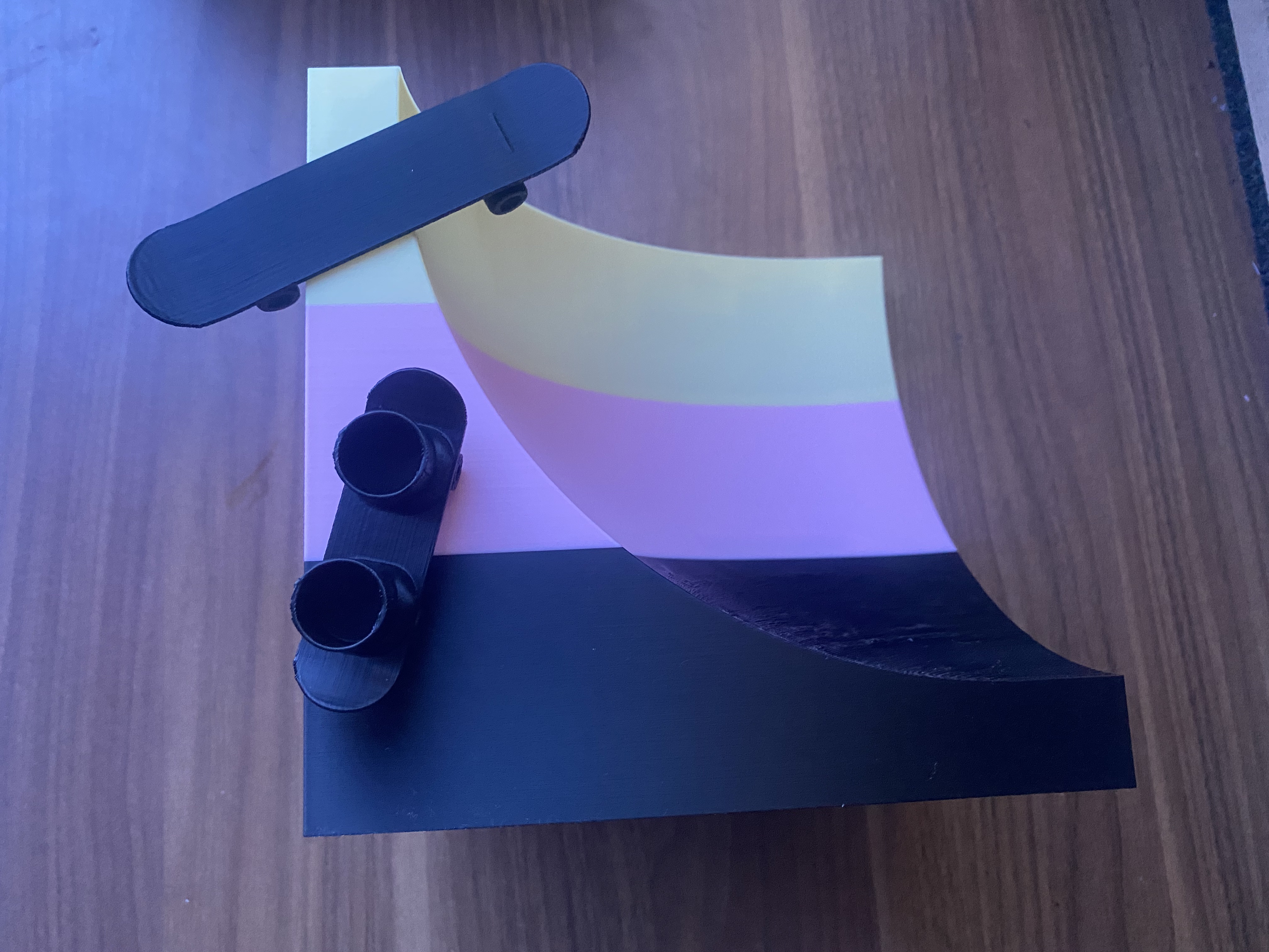 Fingerboard large quarterpipe — miniatura 2