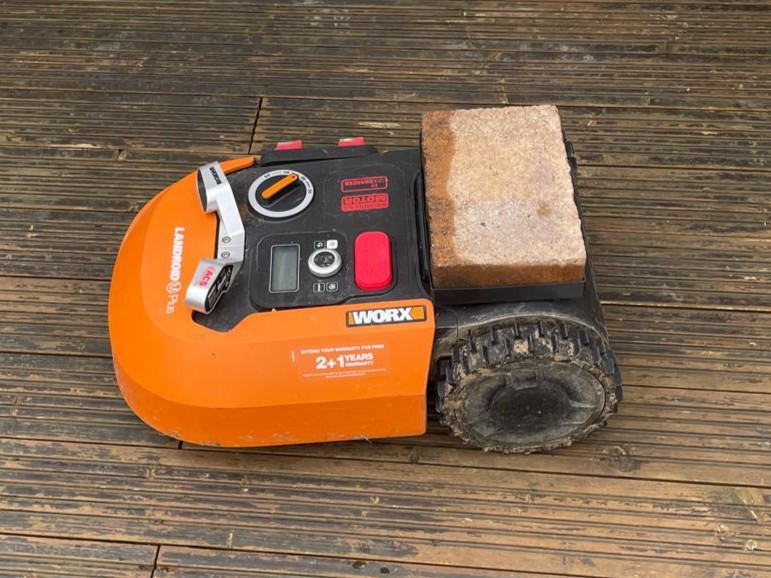 Landroid WR165E Brick holder