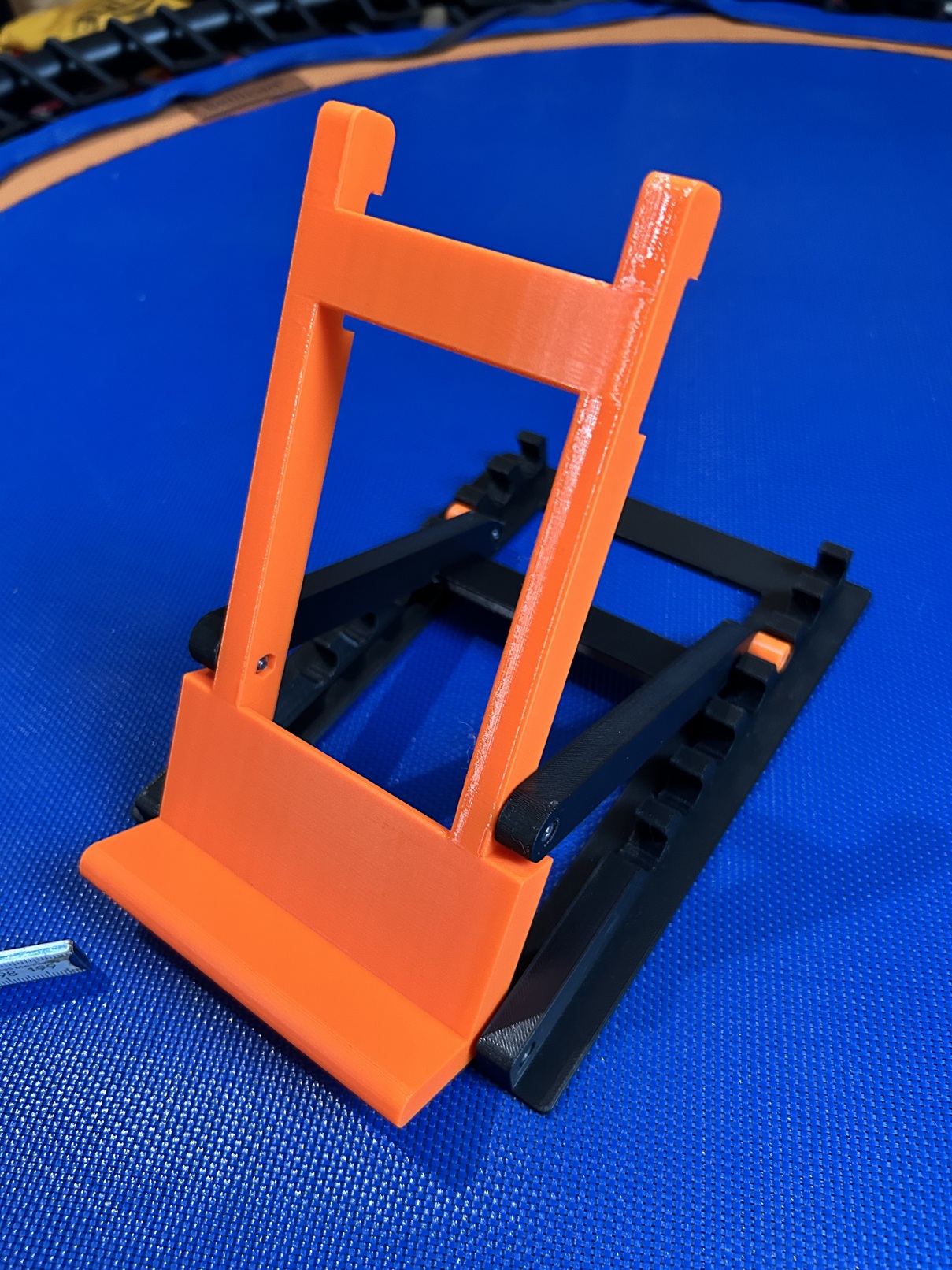 Heavy Duty Monitor / Tablet / Book Stand
