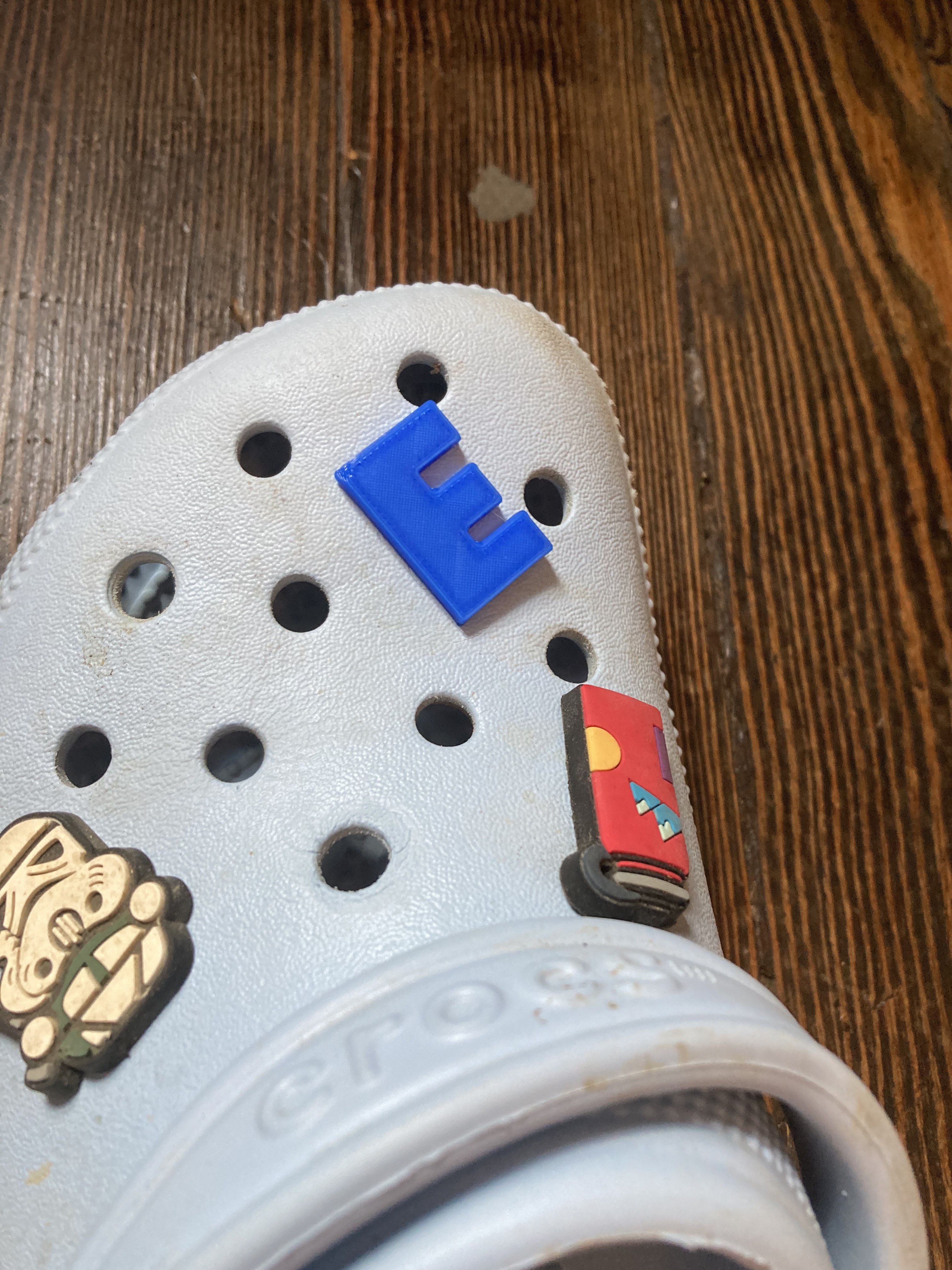 Croc Jibbit E