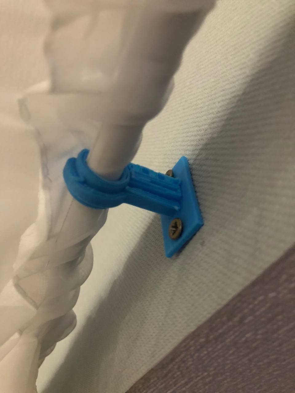 Curtain holder replacement