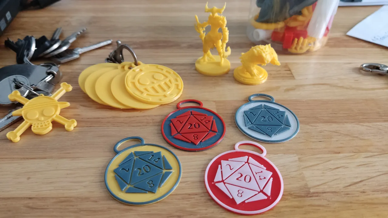 D20 Token - Keychain by LinvuS | Download free STL model | Printables.com