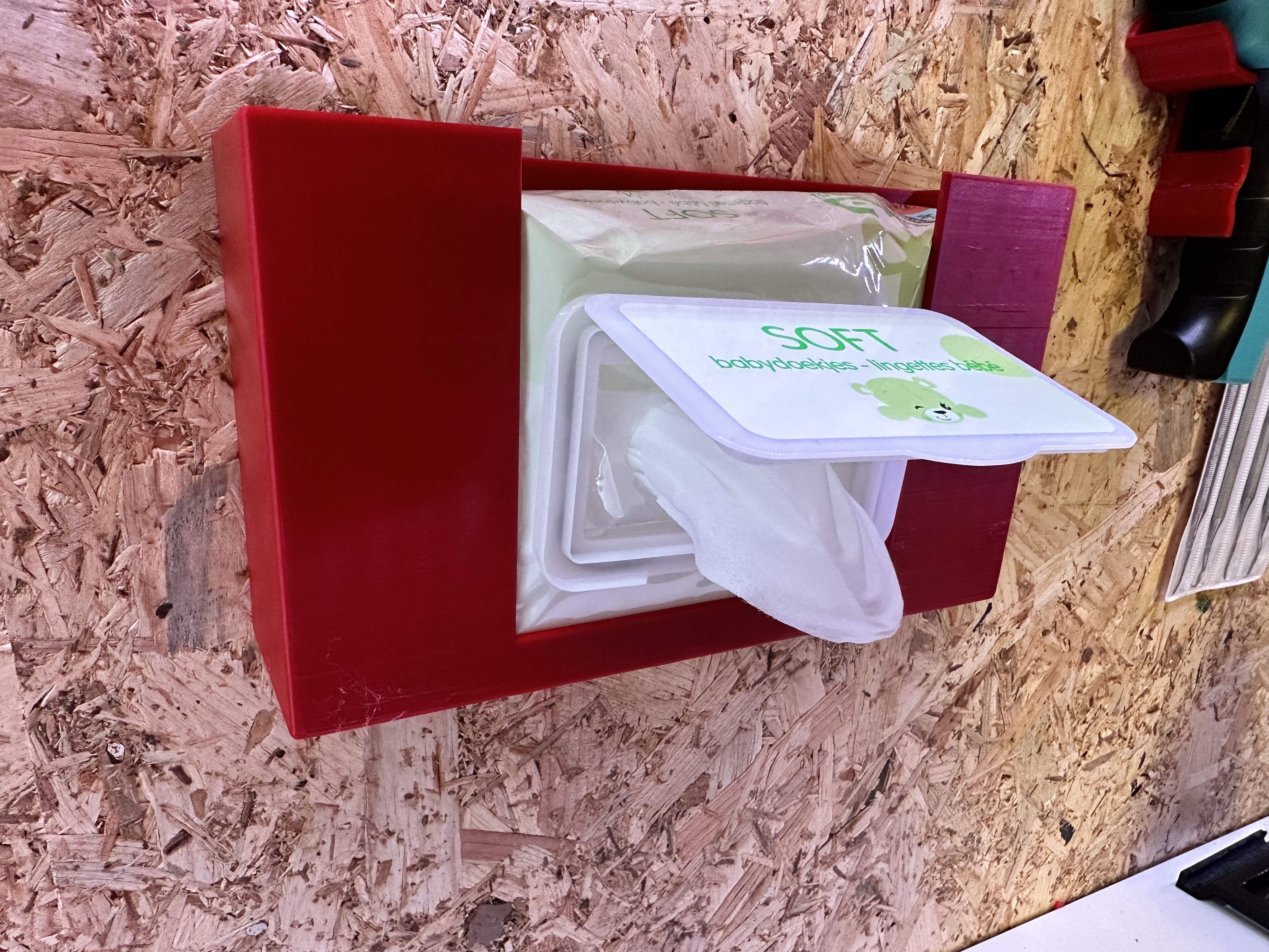 Wet wipes wallmount case