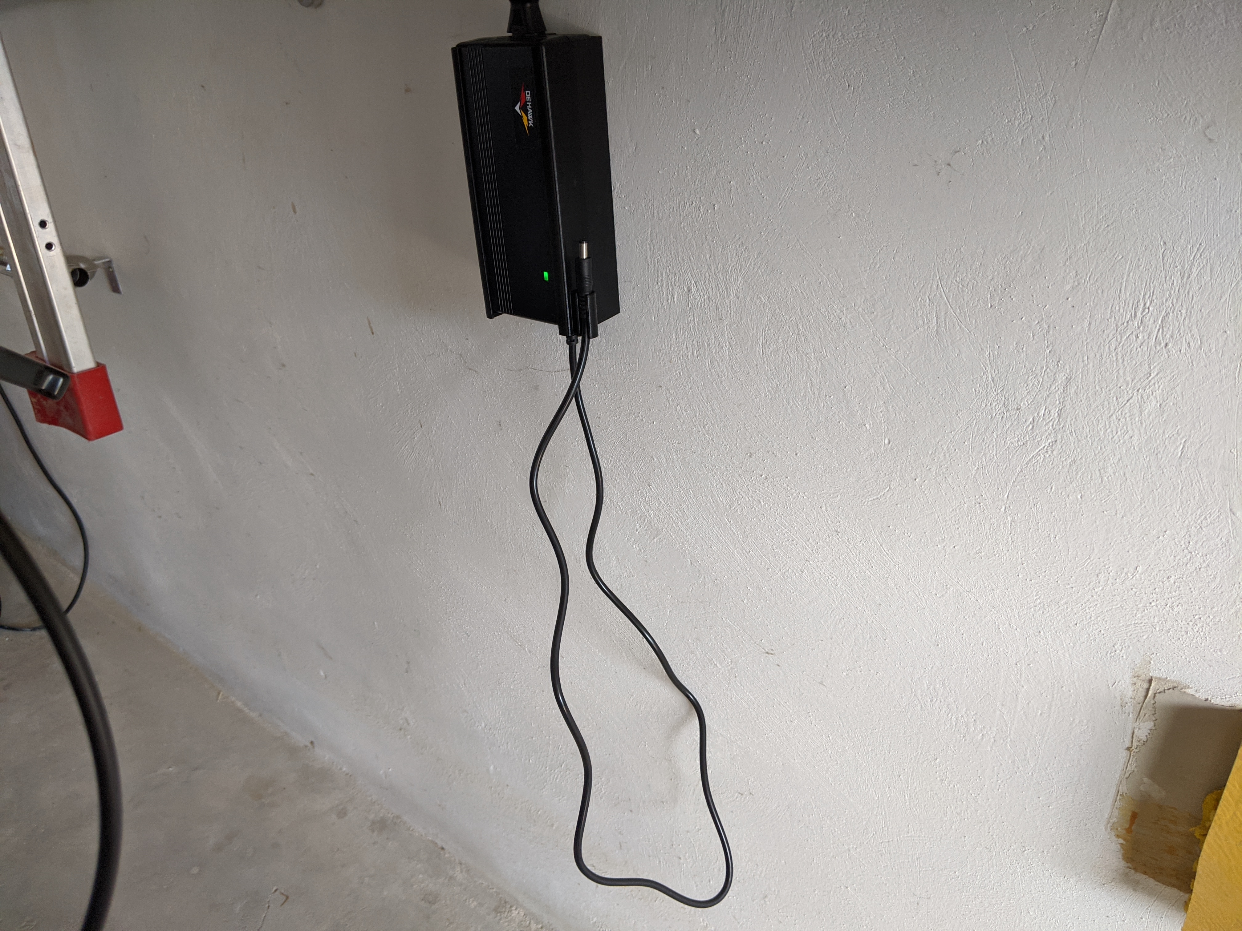 NCM Moscow + Power Supply Wallmount