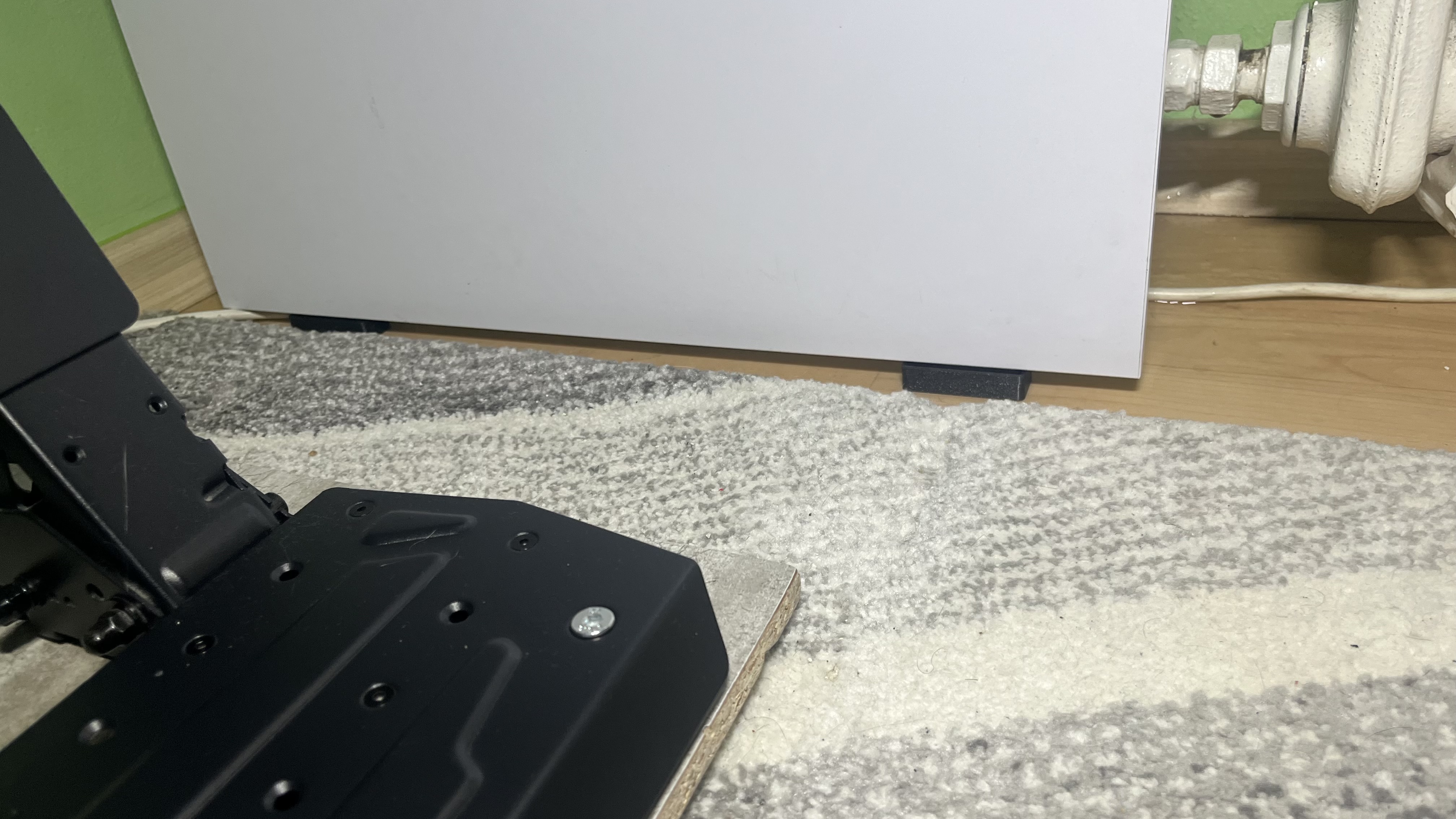 Miniatura 3 do modelo 3D leveling the table