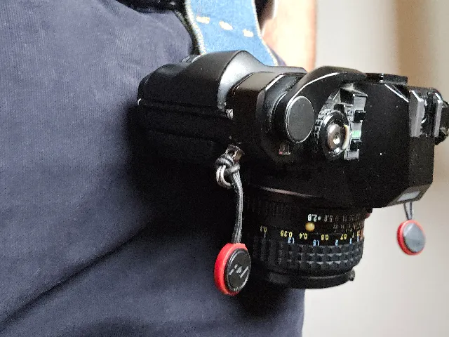Carry-a-Camera by ddl, no more camera straps!