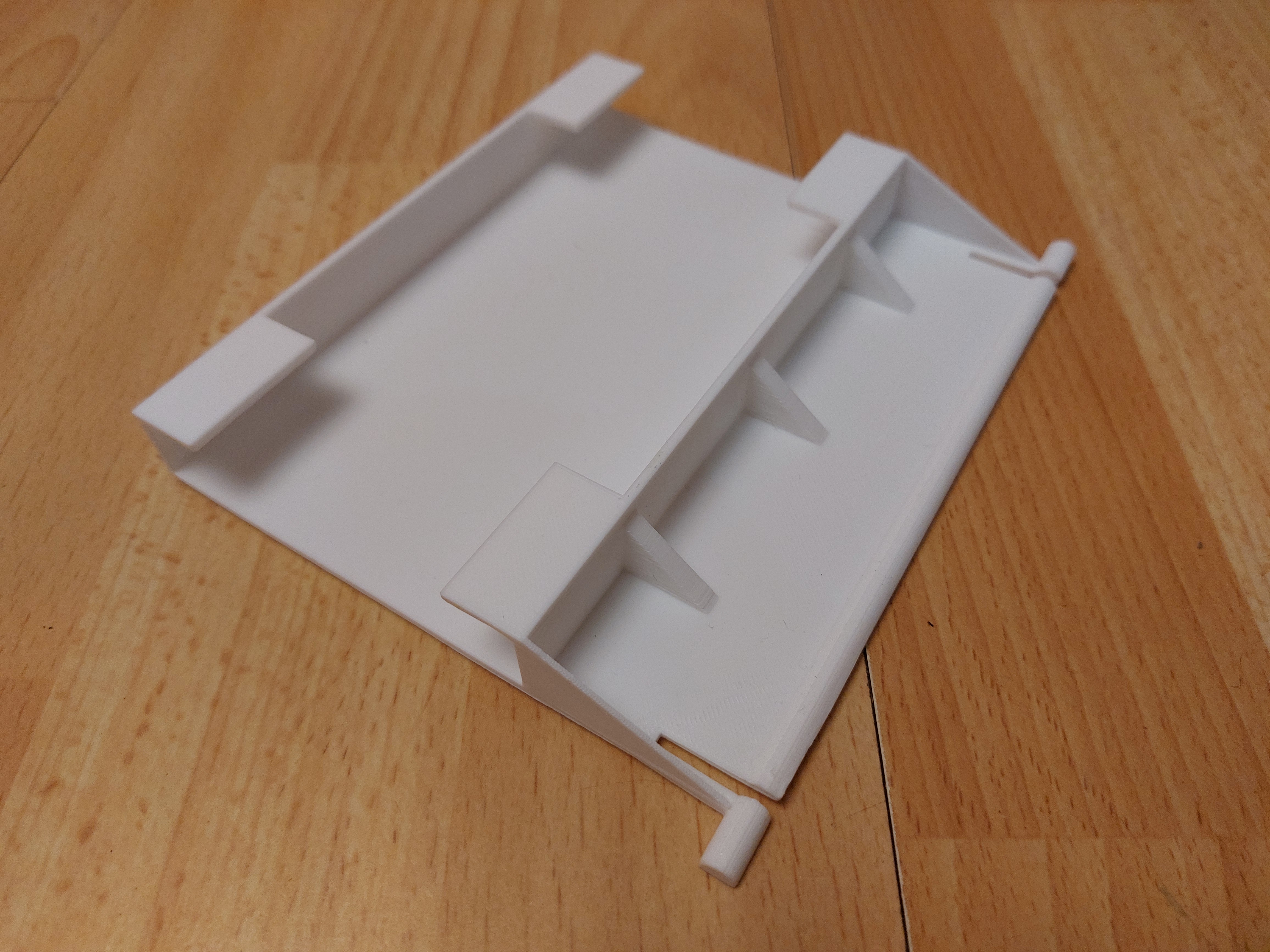 Replacement flap for pool filtration
