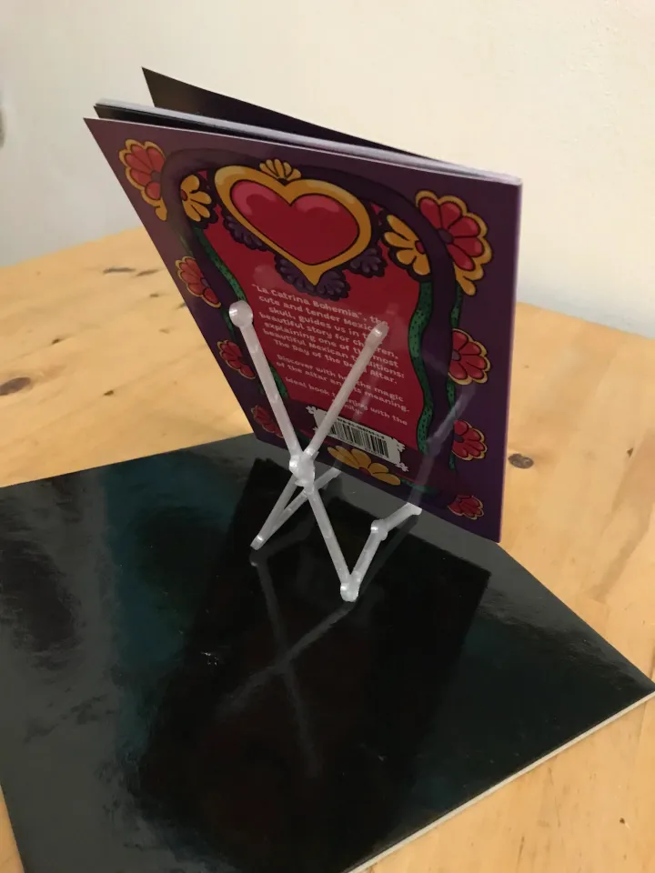 Minimalistic Lightweight Book / Photo / Catalog Stand by om77 ...