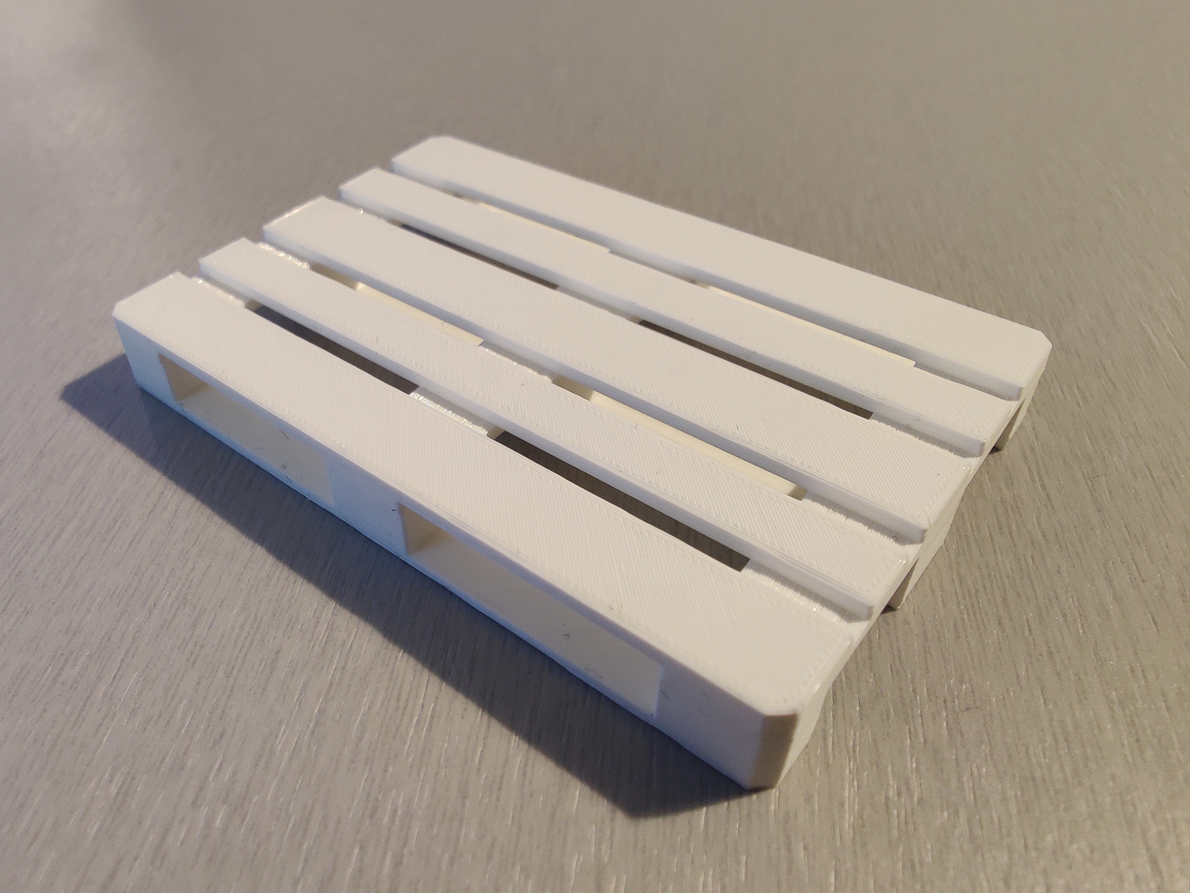 1/16th scale Euro Pallet