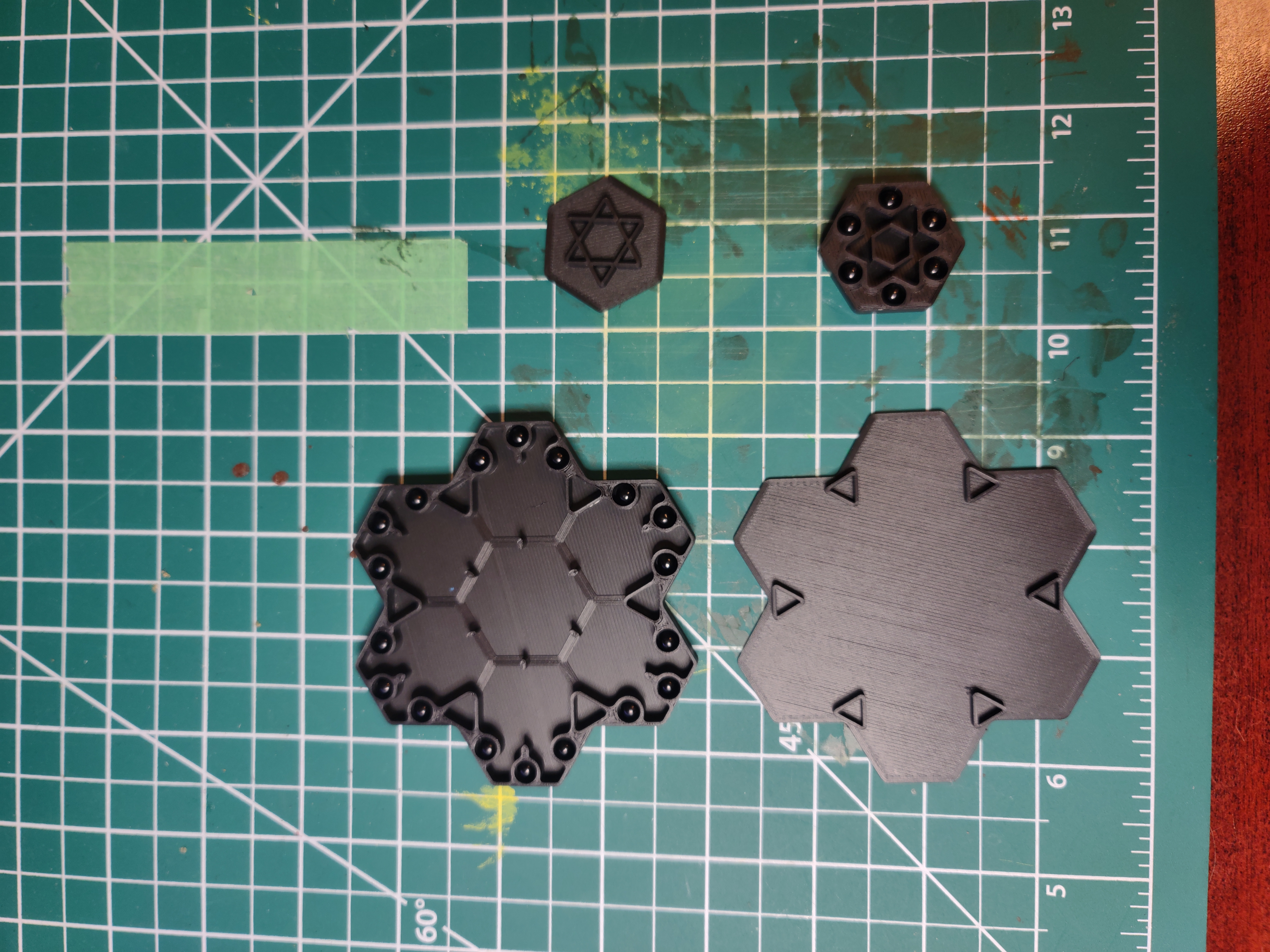multi-hex - Magnetic Tabletop Tiles