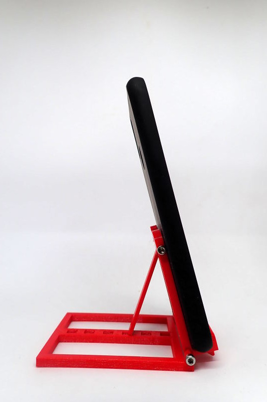 Miniatura 6 do modelo 3D Support smartphone inclinable