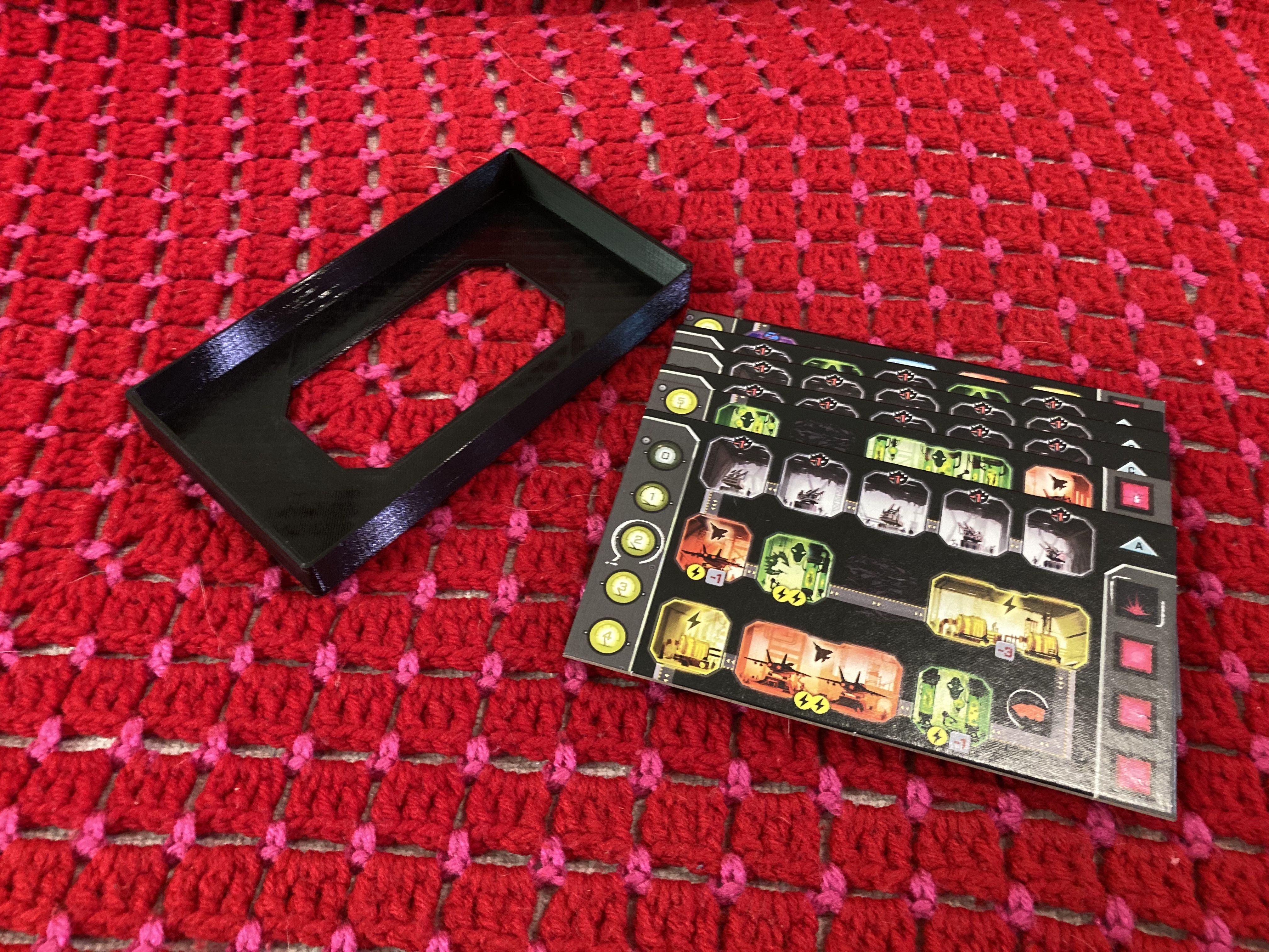 Miniatura 5 do modelo 3D Under Falling Skies Organizer Insert