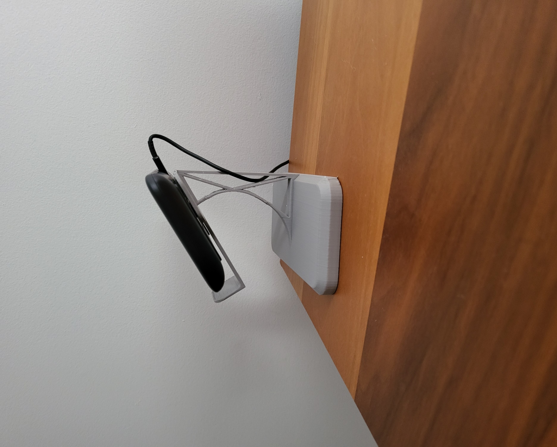 Wireless charger mount double sided tape by kk20100kk download free