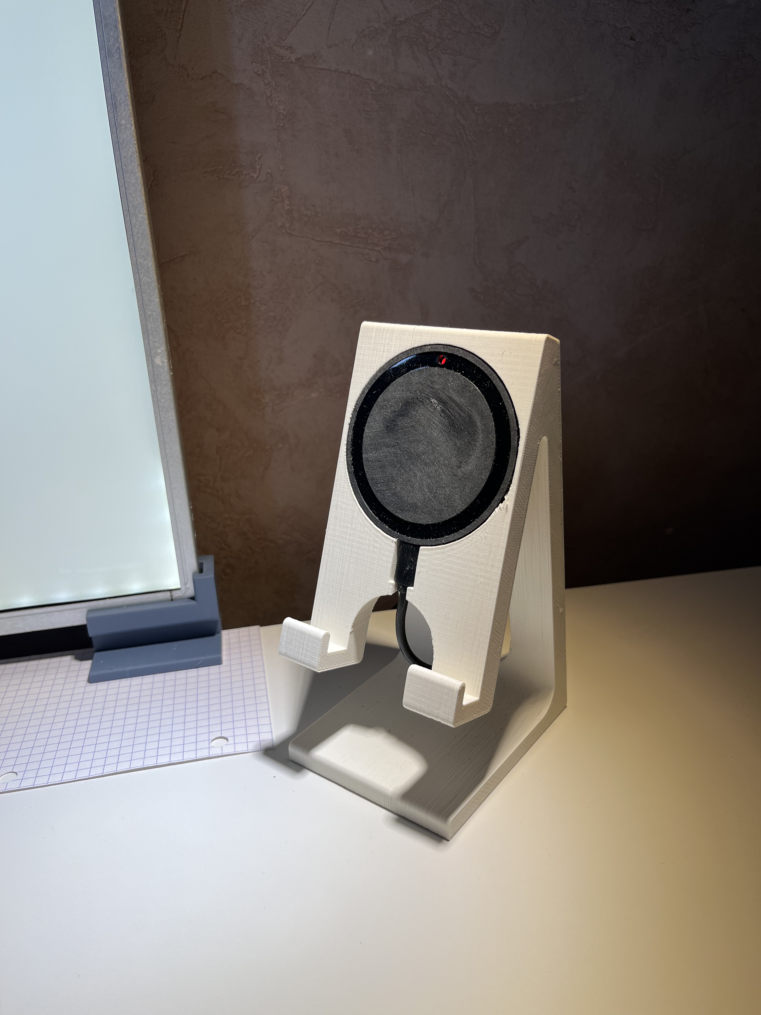Phone support and wireless charge