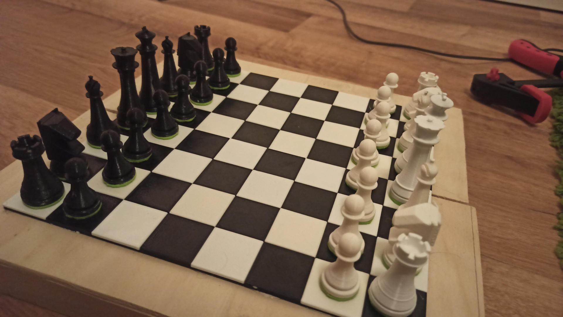 Chess set with chessboard by ondra_skala Download free STL model