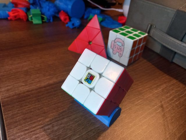 rubiks cube stand by Suspici0us Stew | Download free STL model ...