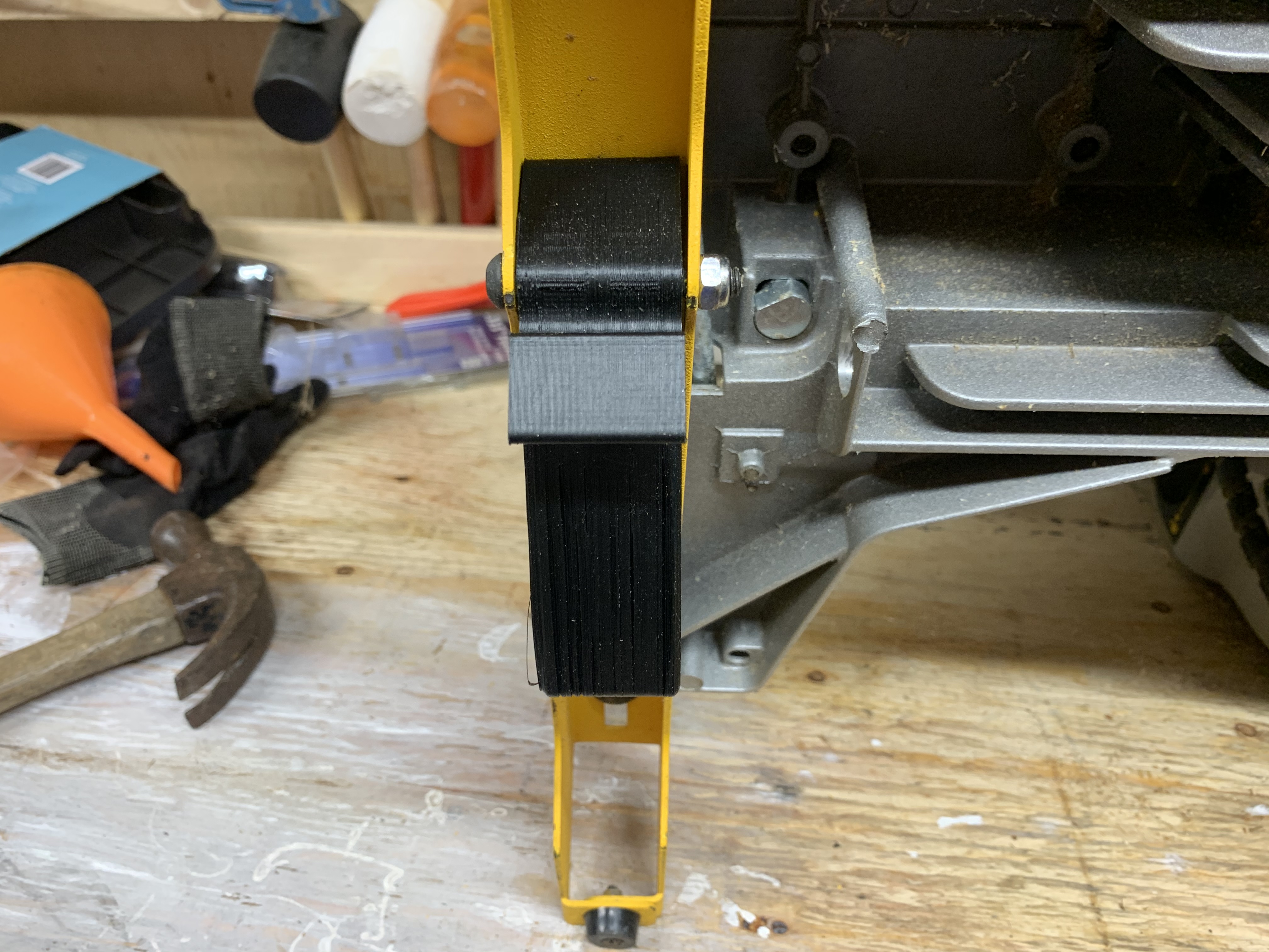 Dewalt miter store saw clamp