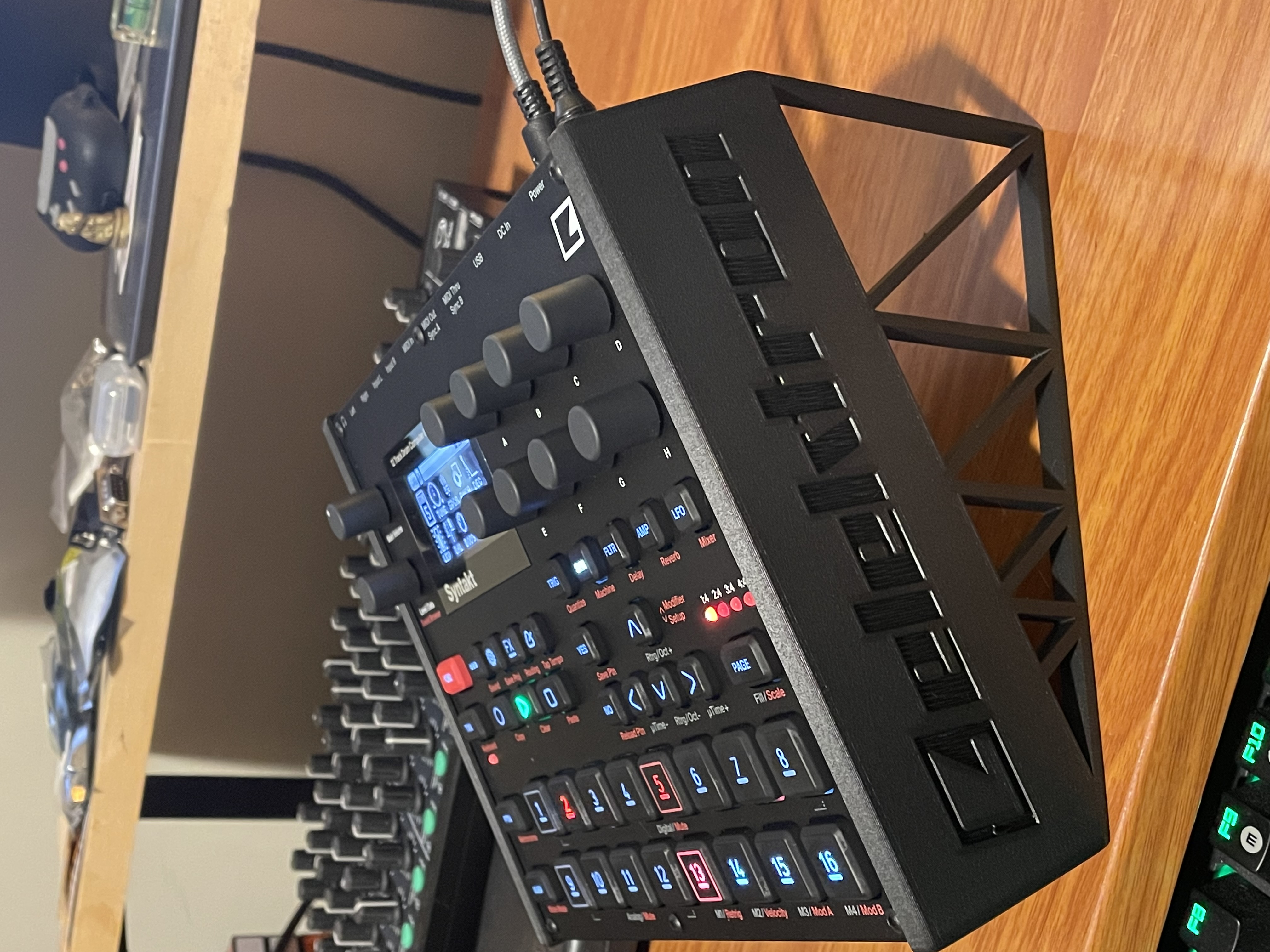 Elektron Syntakt Digitakt Digitone Stand (25°) by Wizard | Download free  STL model | Printables.com