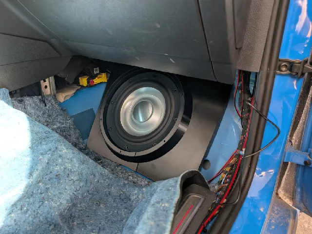 Golf Mk7 Front Subwoofer Encolsure