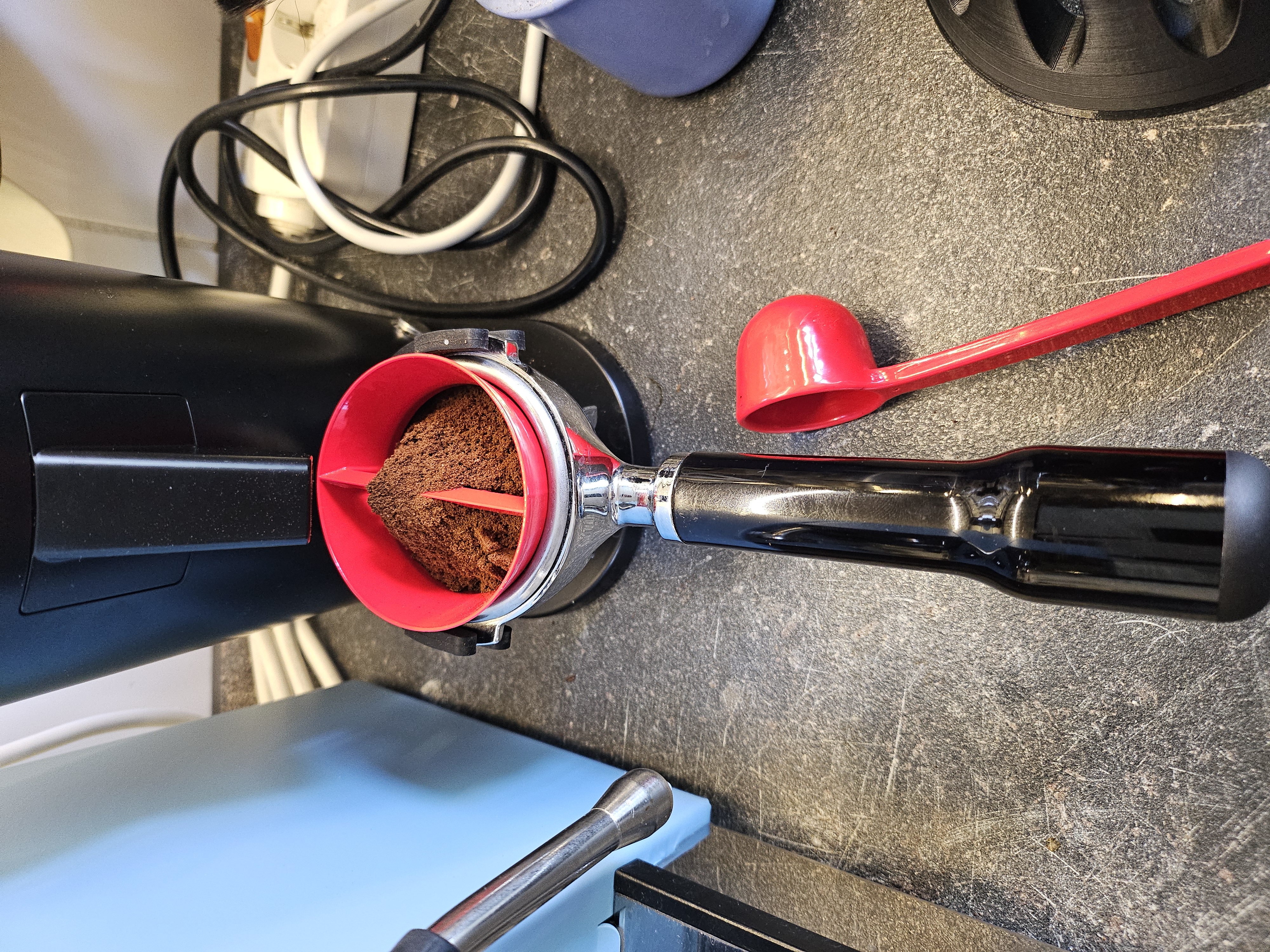 Coffee Funnel + Coffee Distributor - 58mm - E61