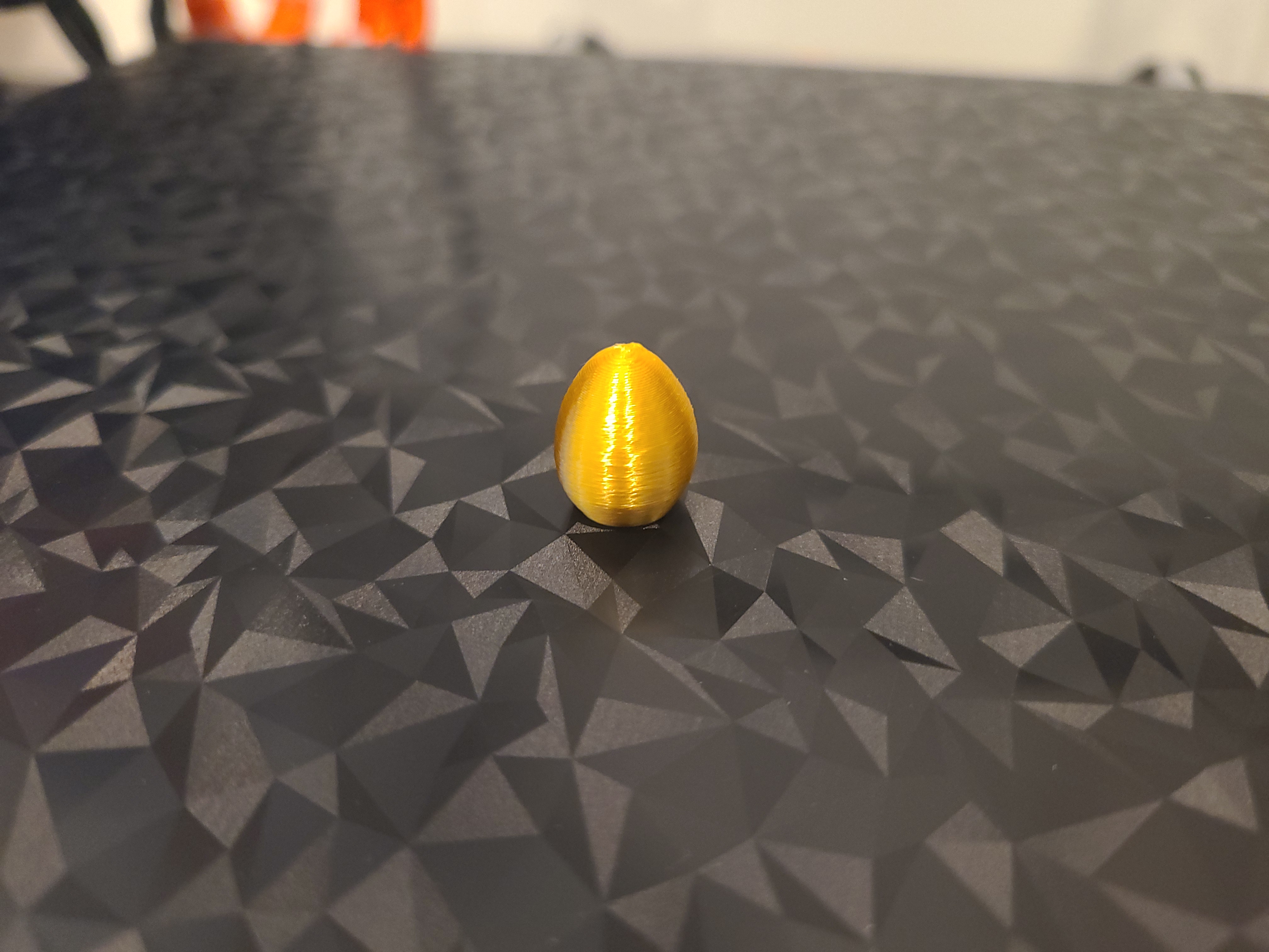 Wingspan egg (solid REMIX)
