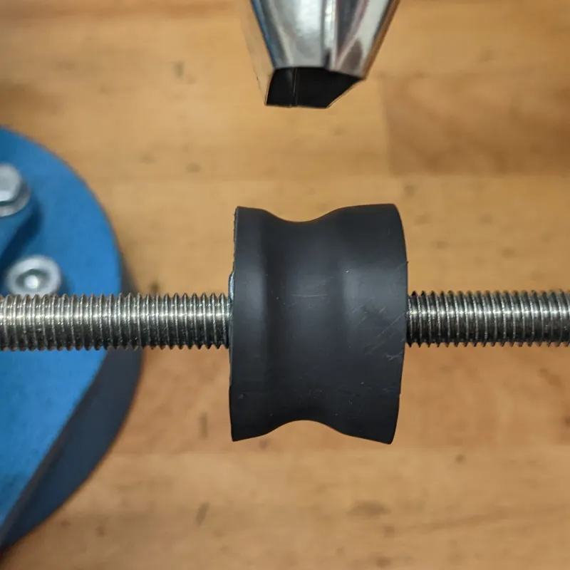 Pulley and M8 Threaded Clips for Filament Rollers by DET-Man | Download ...