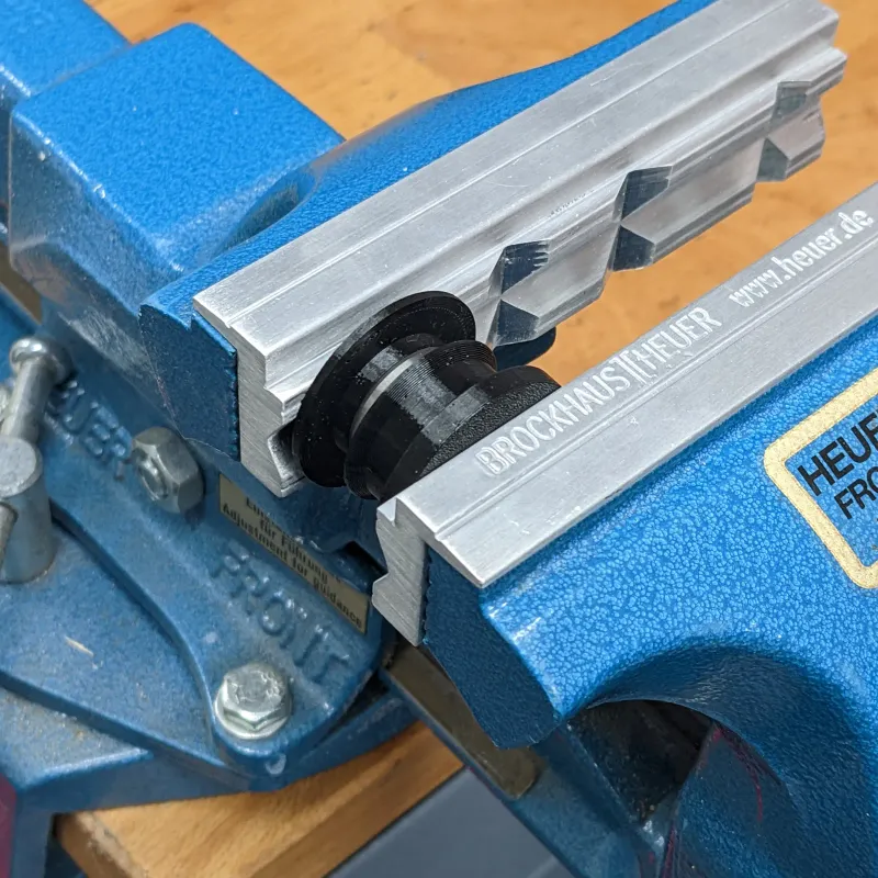 Pulley and M8 Threaded Clips for Filament Rollers by DET-Man | Download ...