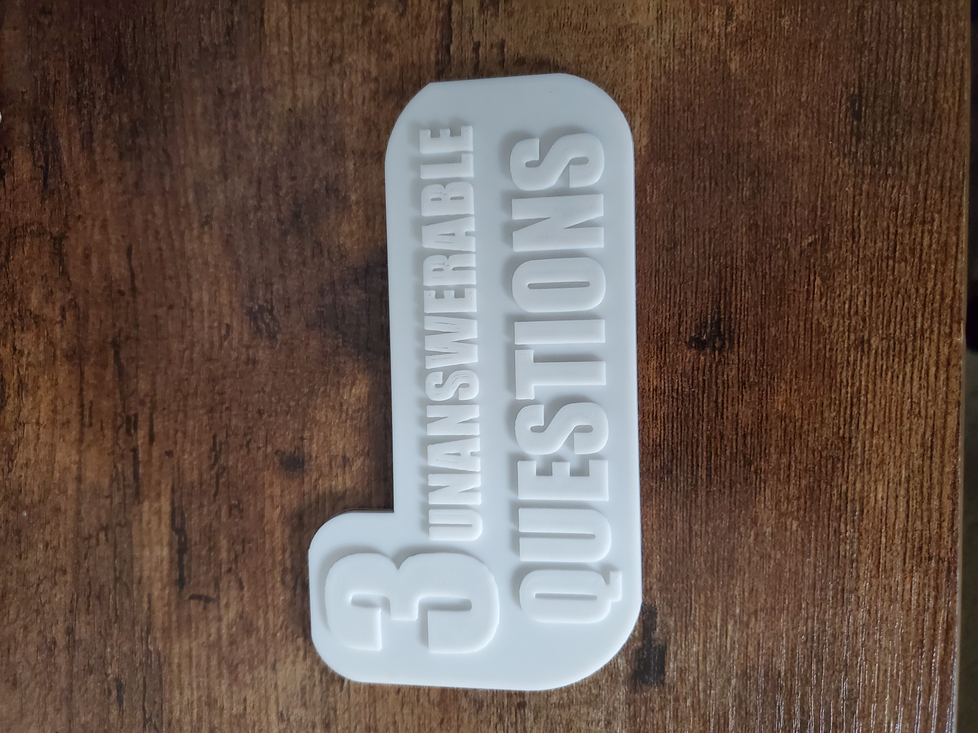 Three Unanswerable Questions Plaque — miniatura 2