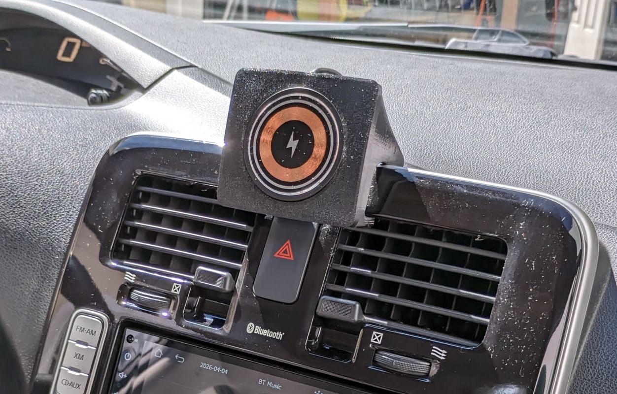 Nissan LEAF gen1/ZE0 Magsafe Mount