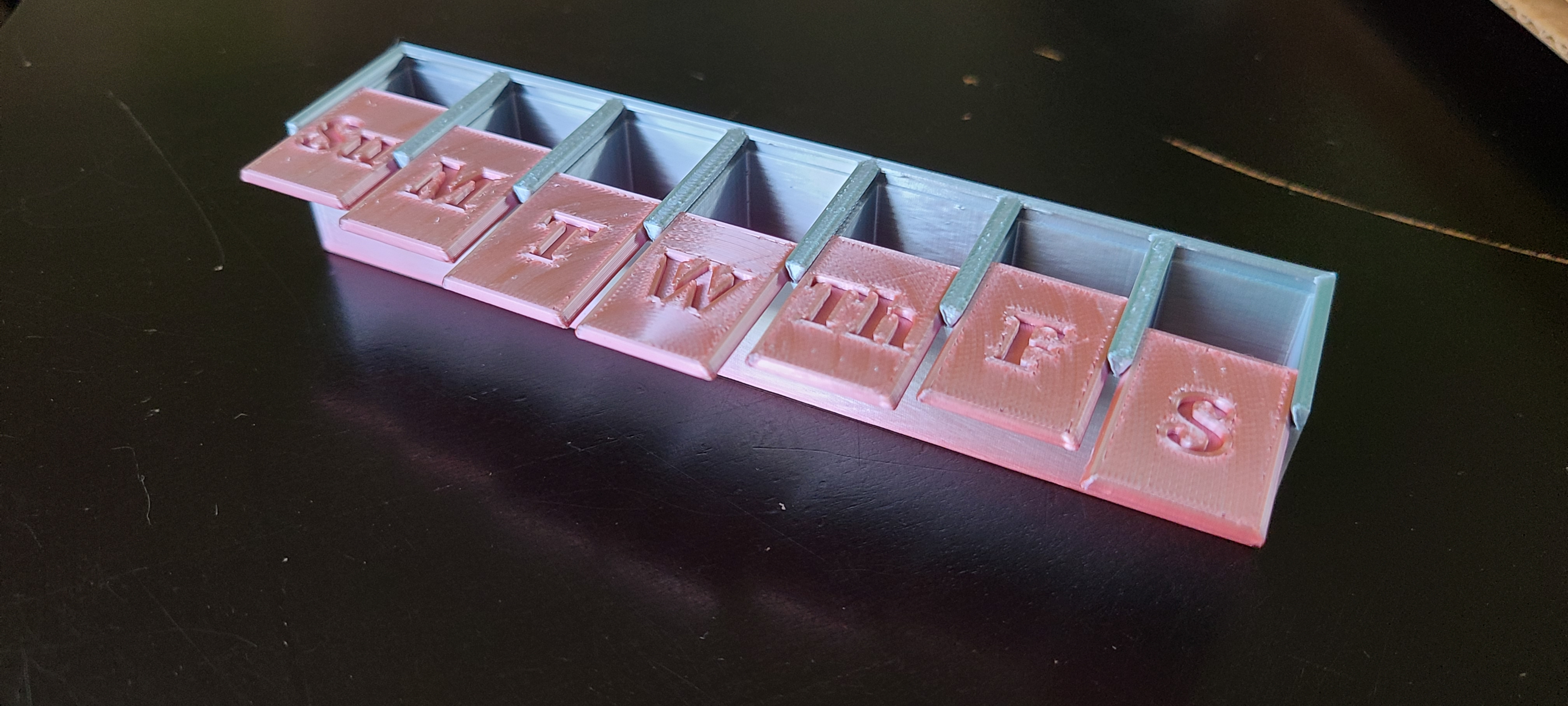 Pill Boxes Snapfit & Frictionfit by Amiiglows Download free STL model