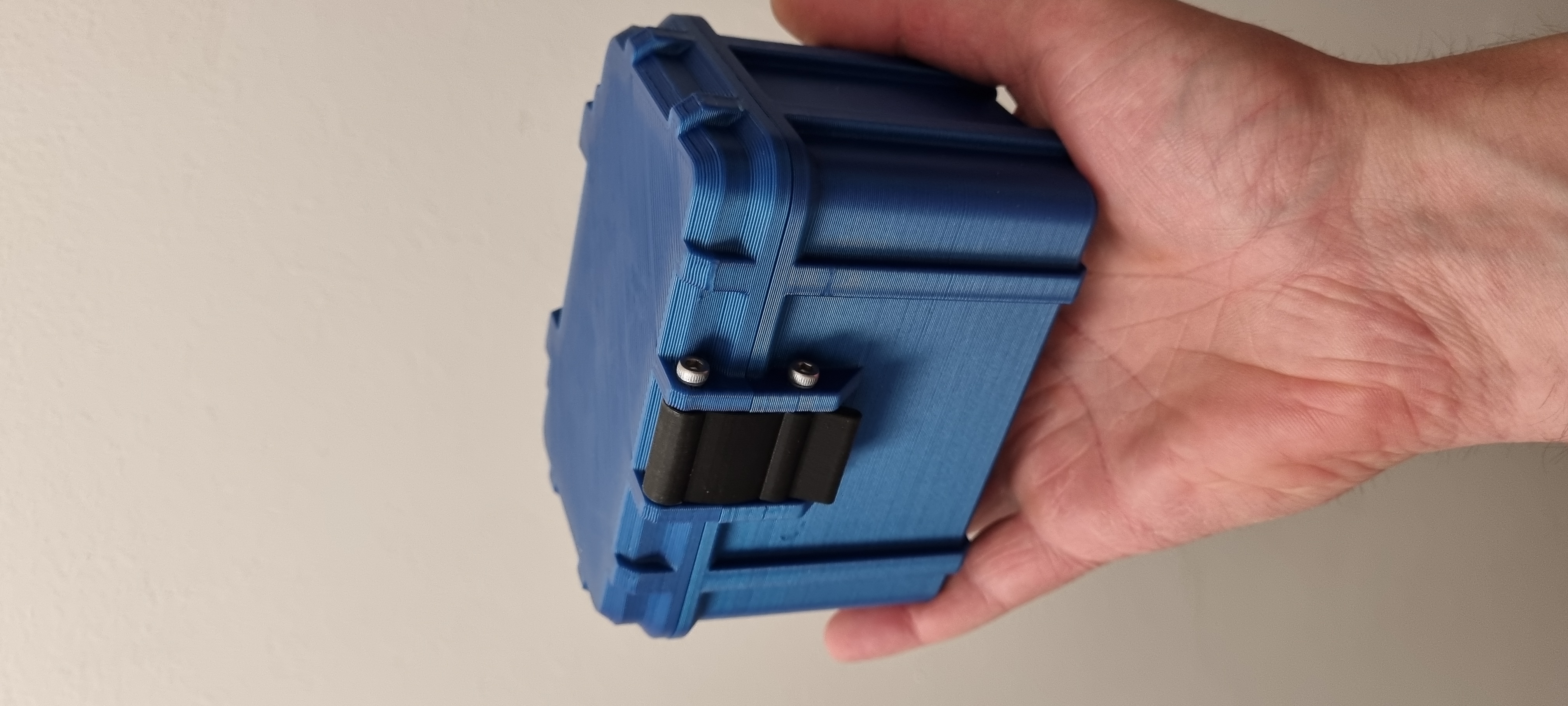 18650 Rugged case with added hinge clearance 3D model thumbnail