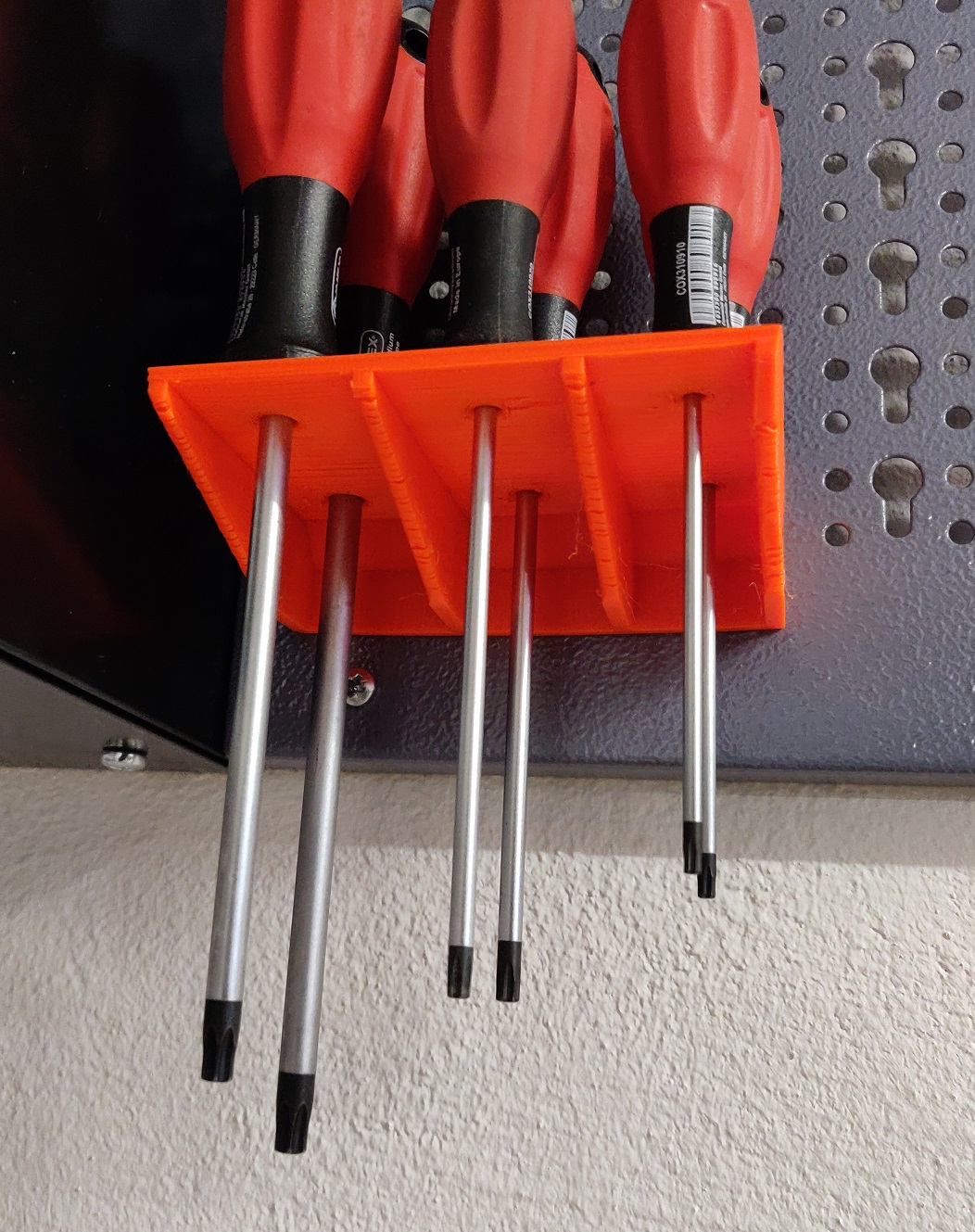 Miniatura 3 do modelo 3D Küpper Workbench screw driver holder
