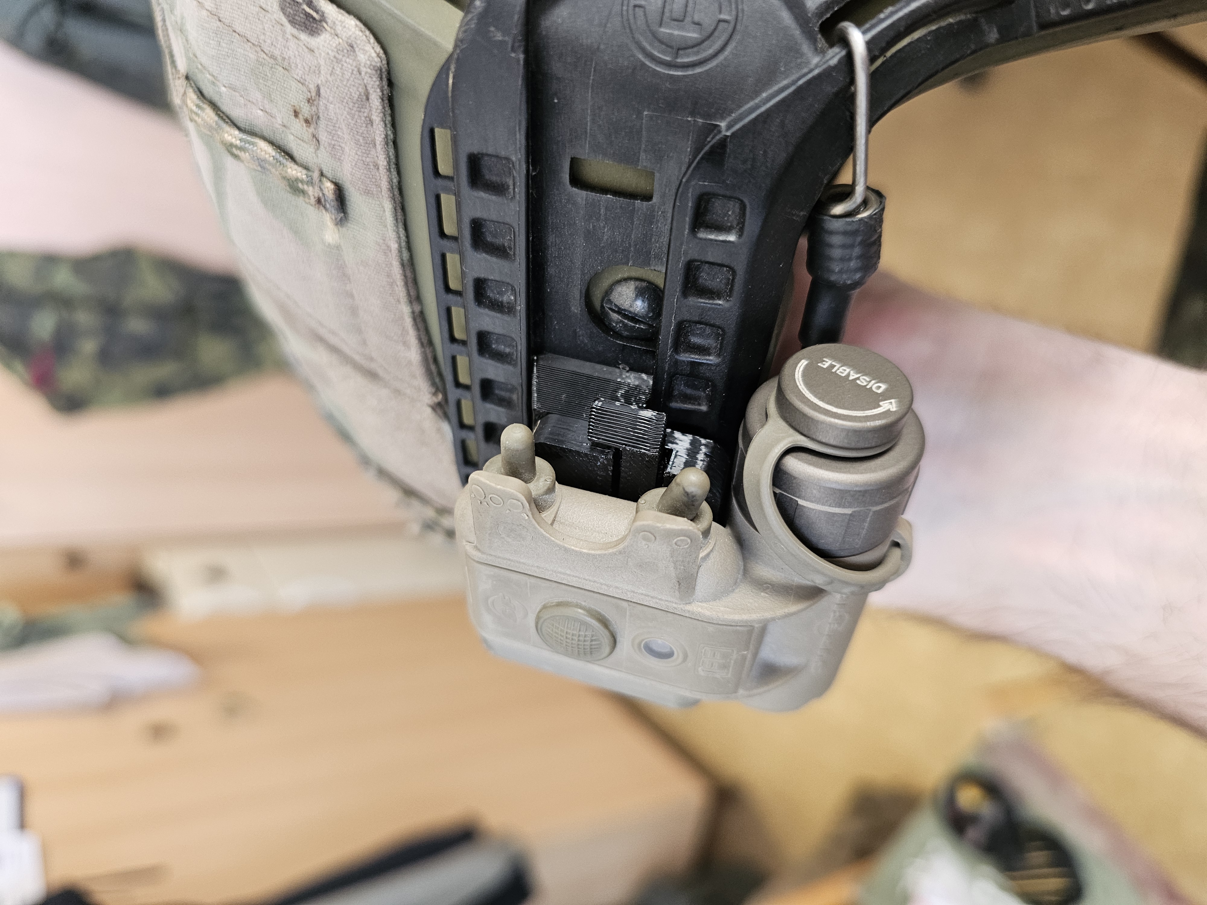 Surefire helmet mount one piece version — miniatura 2