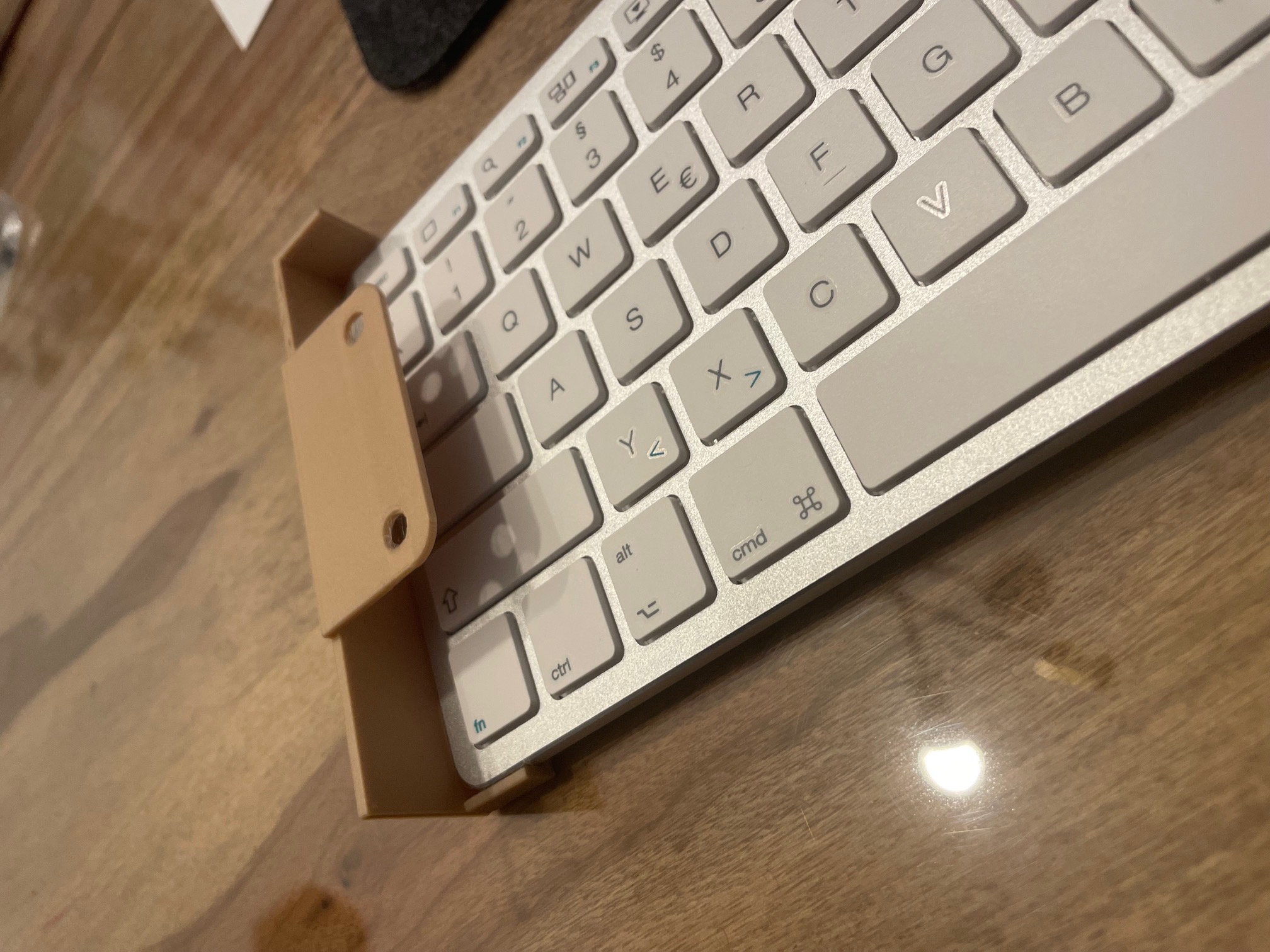 Apple Magic Keyboard Desk Mount